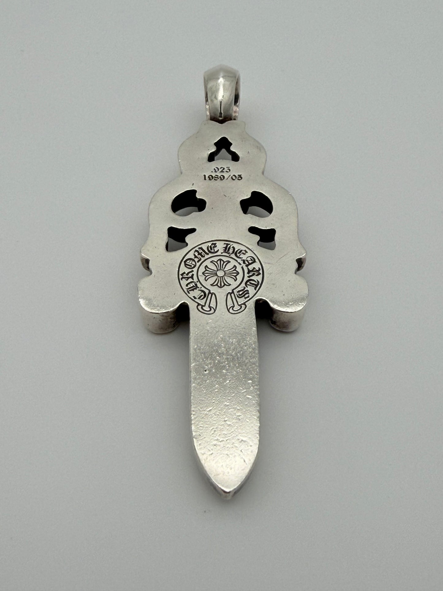 CHROME HEARTS BIG DAGGER SILVER PENDANT