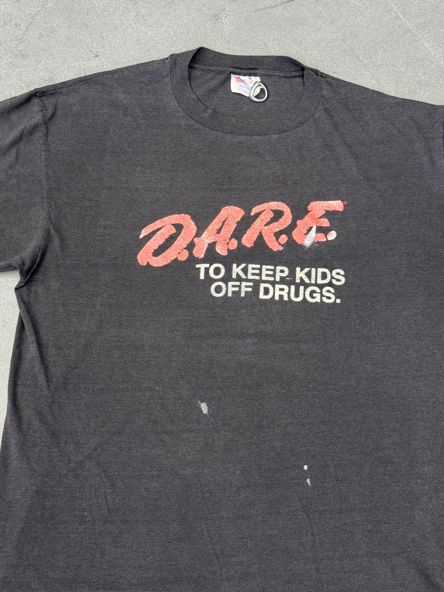 90S D.A.R.E. TO KEEP KIDS OFF DRUGS. TEE (HANES TAG)