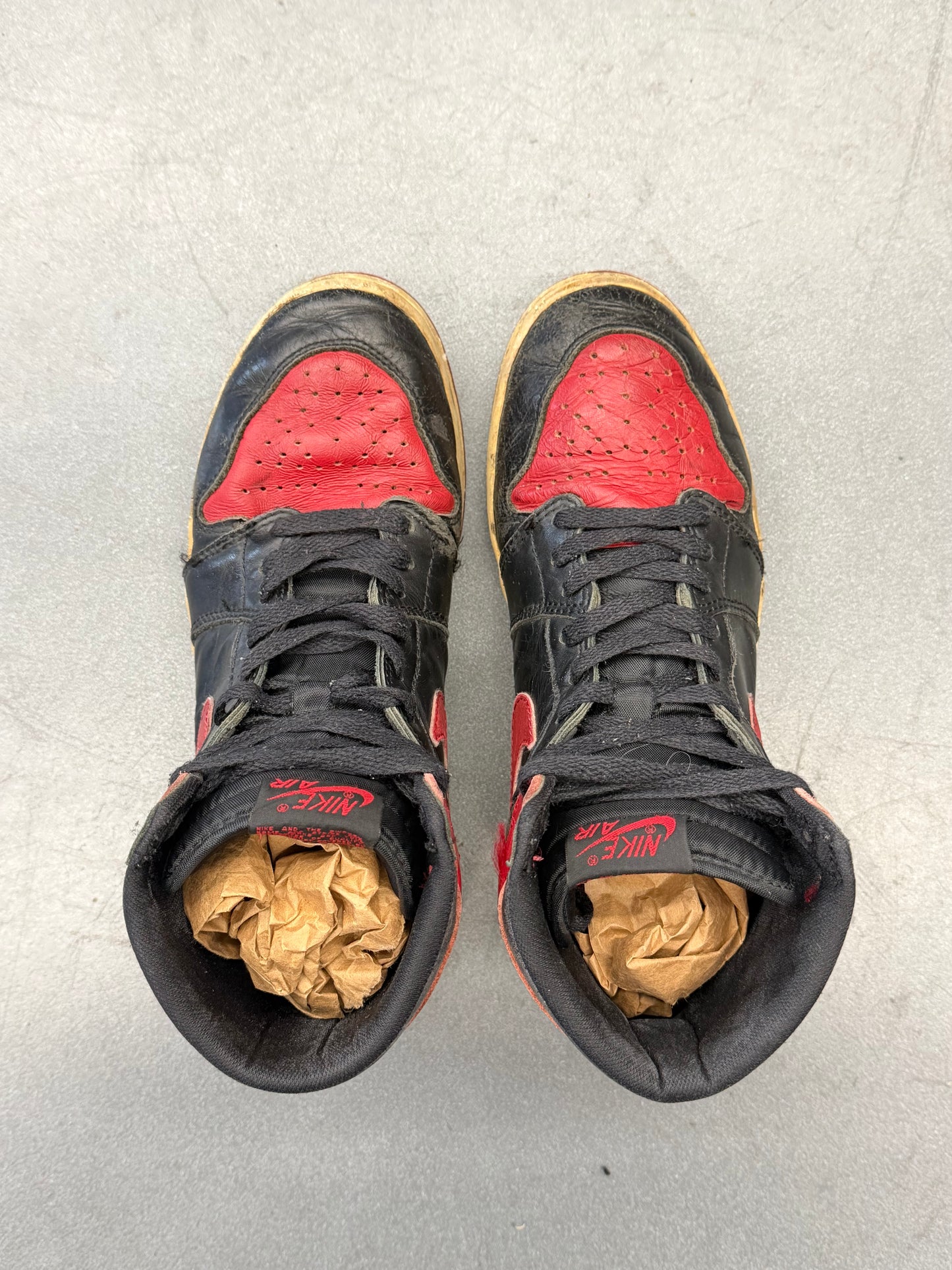 1994 AIR JORDAN 1 HIGH RETRO BRED (NO BOX)