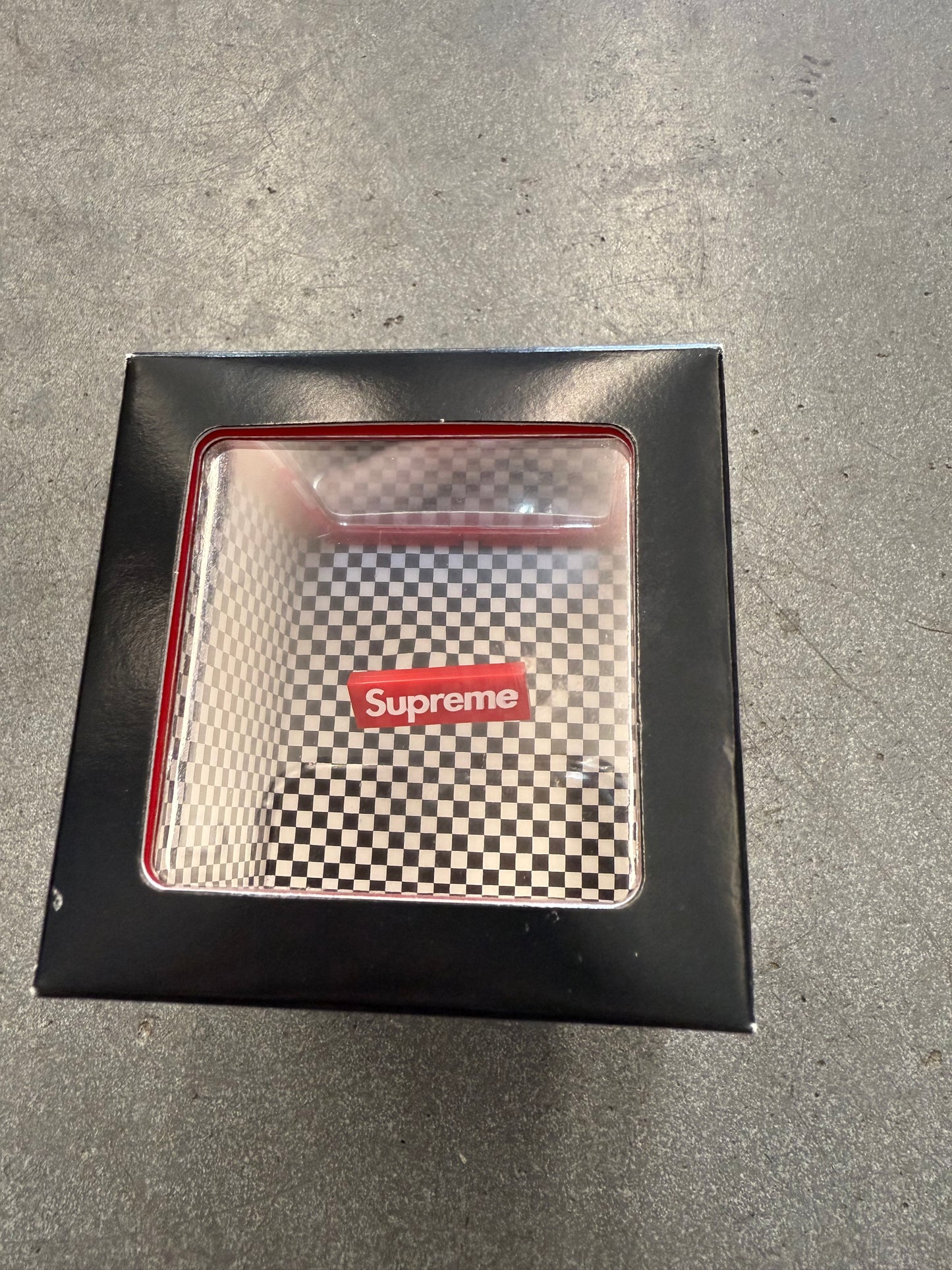 SS18 SUPREME ILLUSION COIN BANK