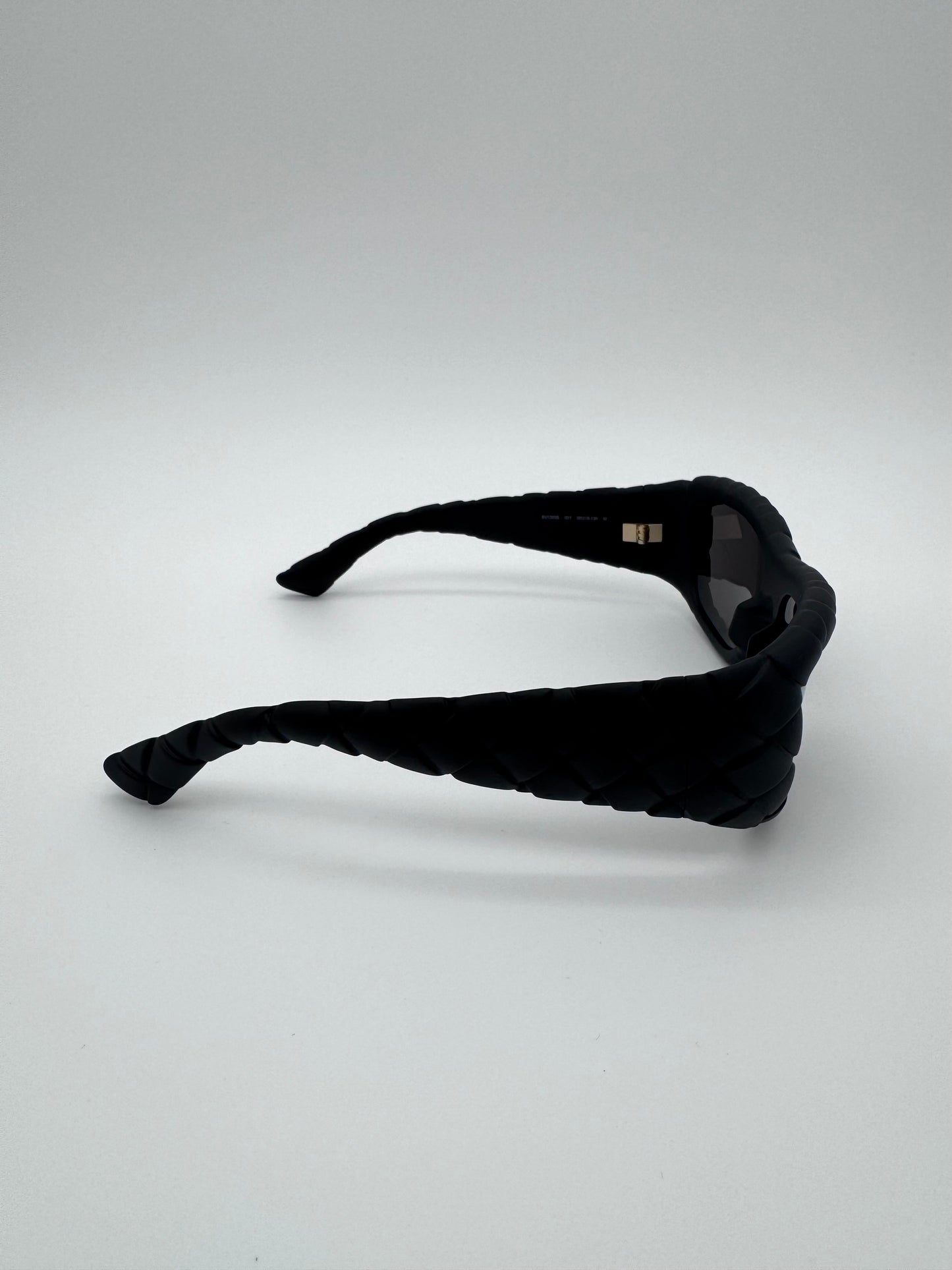 BOTTEGA VENETA INTRECCIATO RECTANGULAR SUNGLASSES - BLACK (NEW WITH CASE)