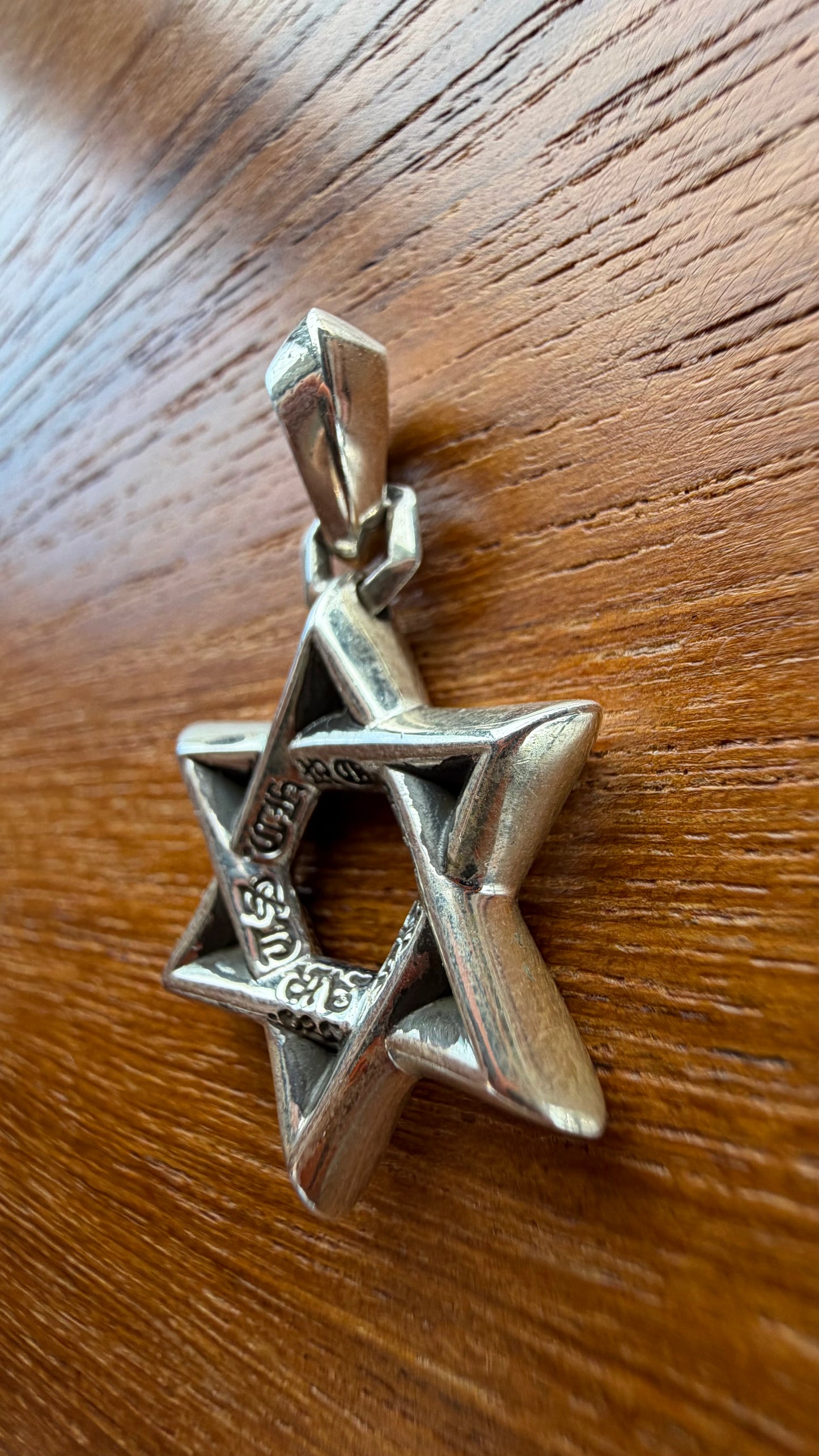 CHROME HEARTS SMALL STAR OF DAVID SILVER PENDANT (NEW)