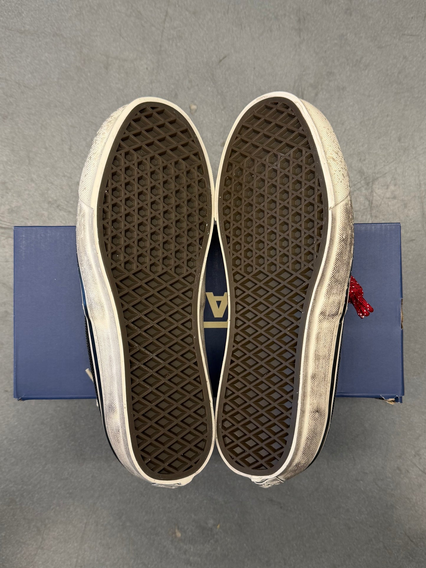2026 VANS PREMIUM AUTHENTIC LA HABANA - BLACK/WHITE (W/BOX)