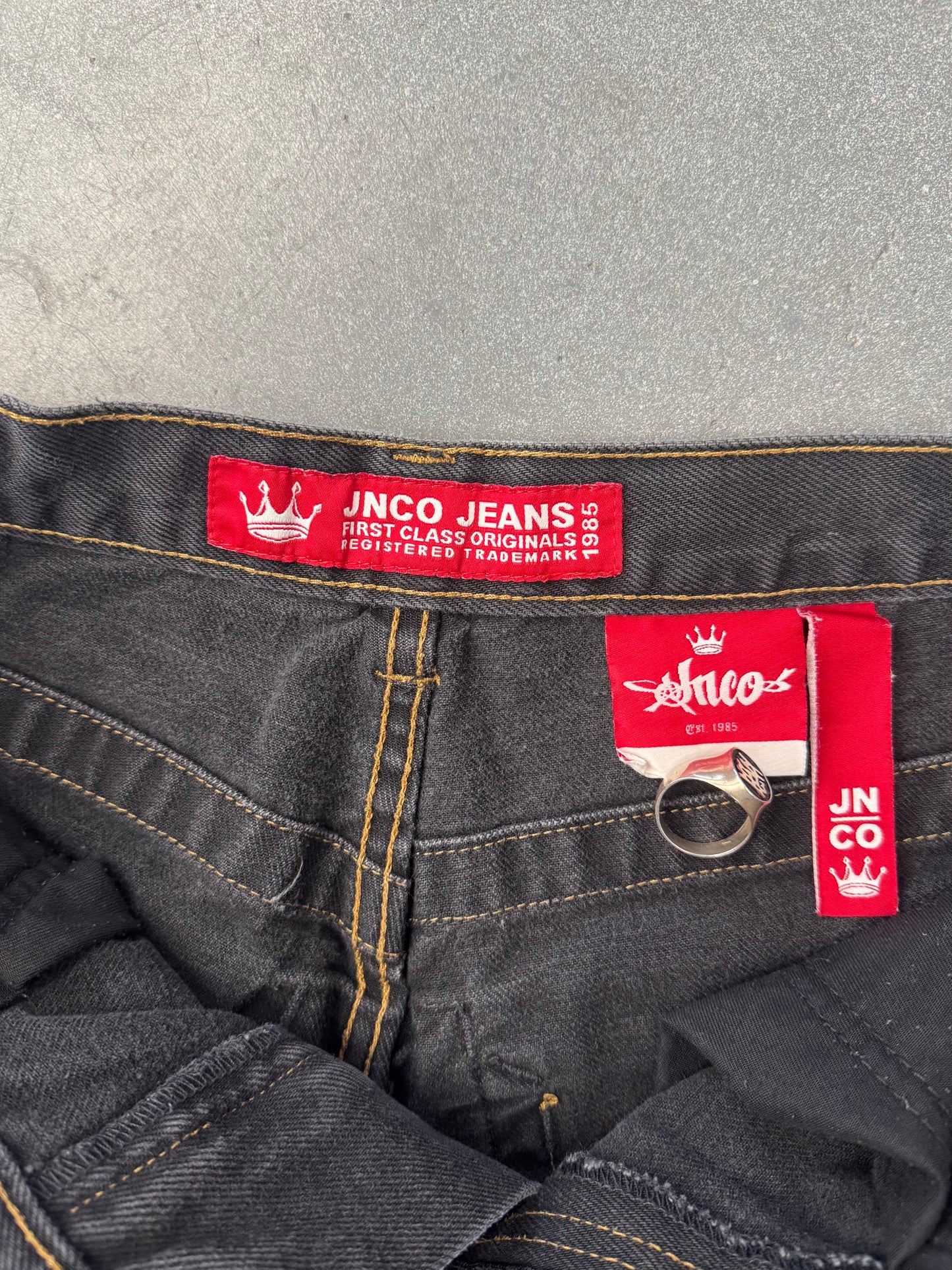 Y2K JNCO FLAMING SKULL DENIM SHORTS