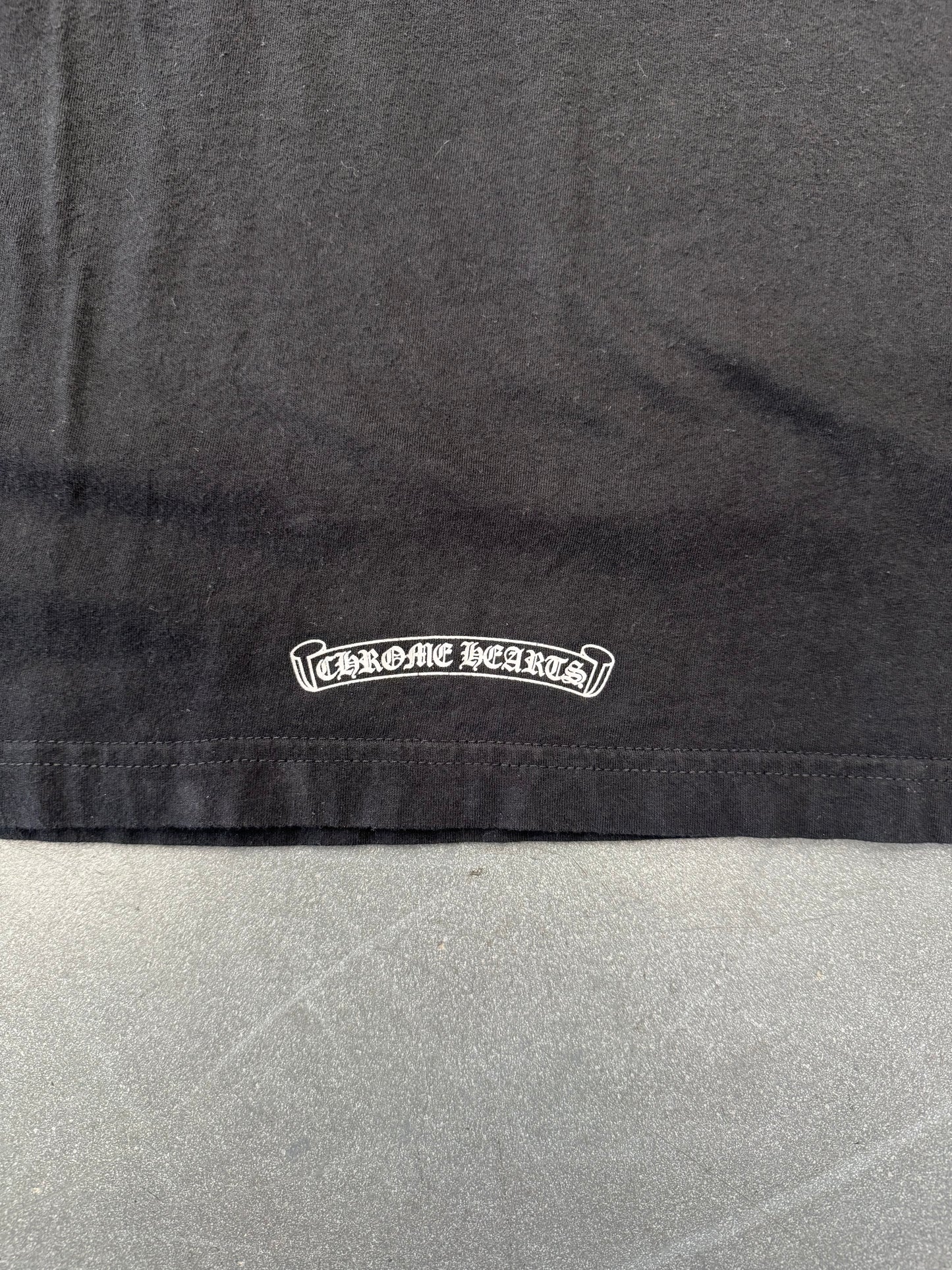CHROME HEARTS SCRIPT COLLAR TEE - BLACK