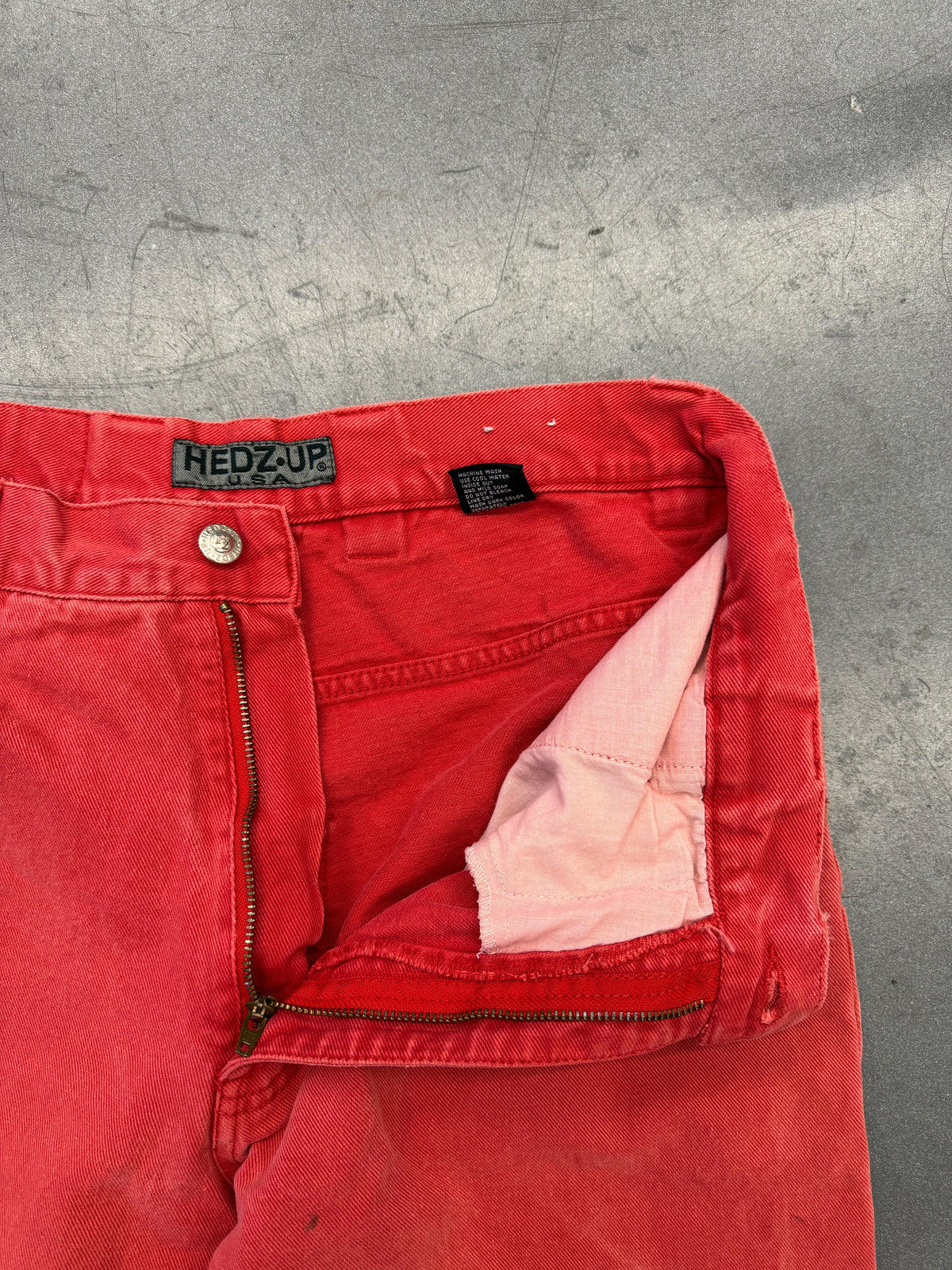 VINTAGE HEDZ UP USA FADED RED DENIM SKATE JEANS
