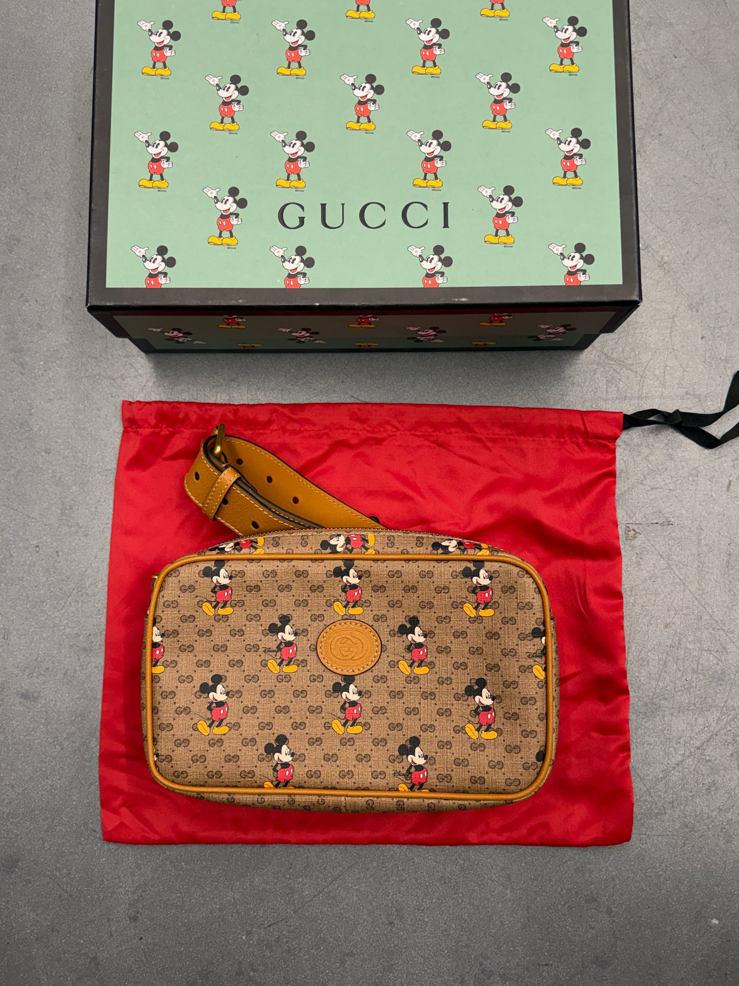 GUCCI DISNEY MICKEY GG SUPREME BELT BAG BEIGE