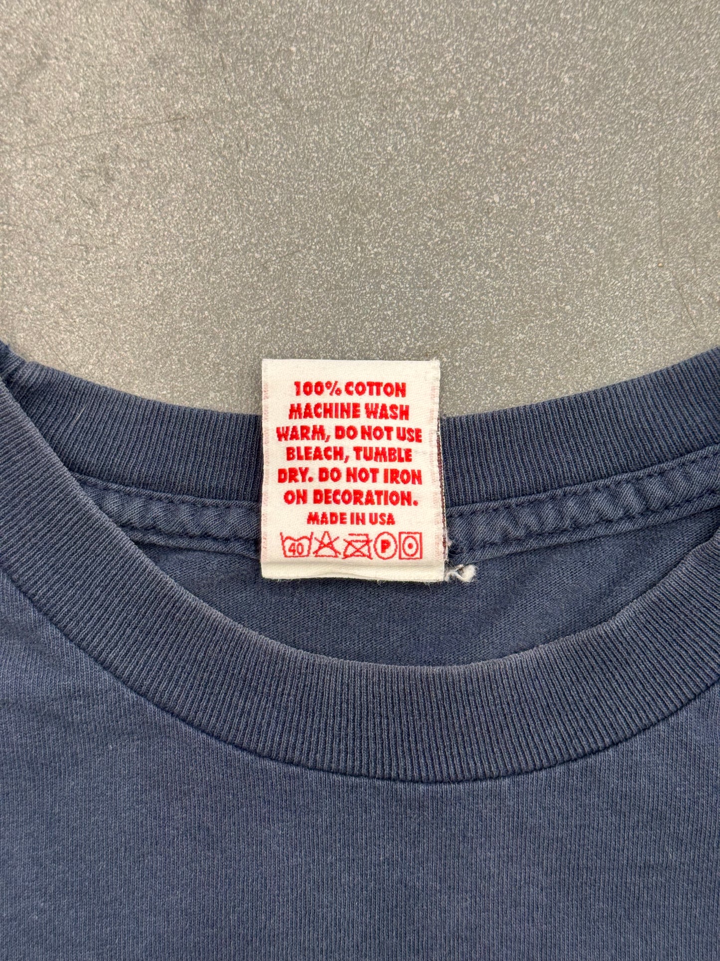 90S HOOK-UPS MADE IN USA JAPANESE UMBRELLA GIRL TEE (HOOK-UPS TAG)