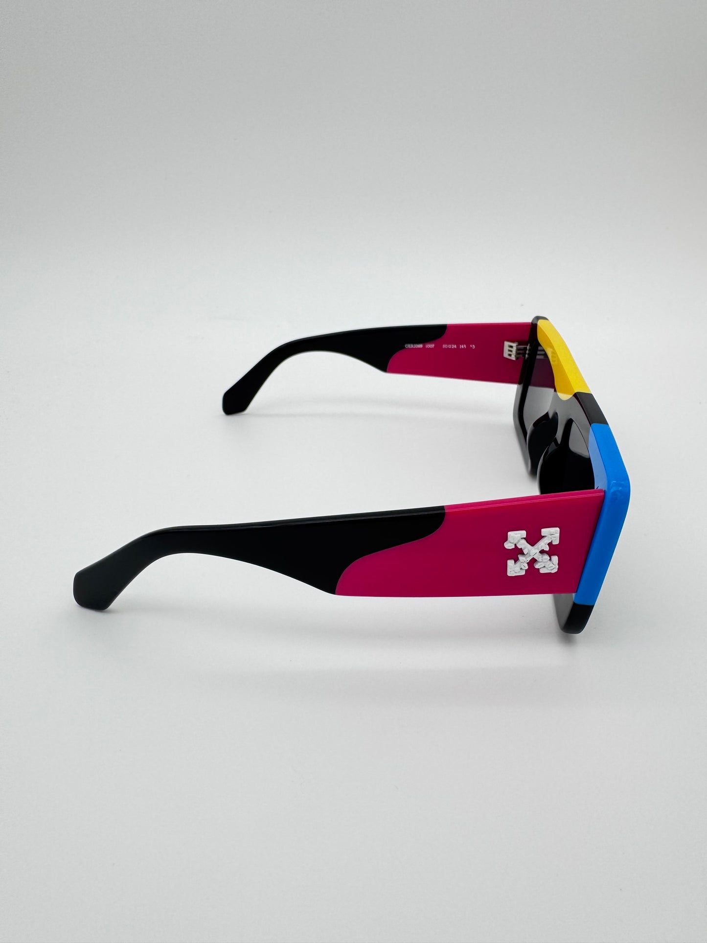 OFF-WHITE SEATTLE SQUARE LENSE SUNGLASSES (NO CASE)