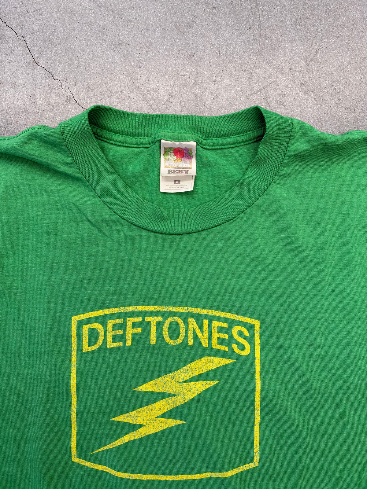 Y2K VINTAGE DEFTONES LIGHTNING BOLT CUT-OFF TEE (FOTL TAG)