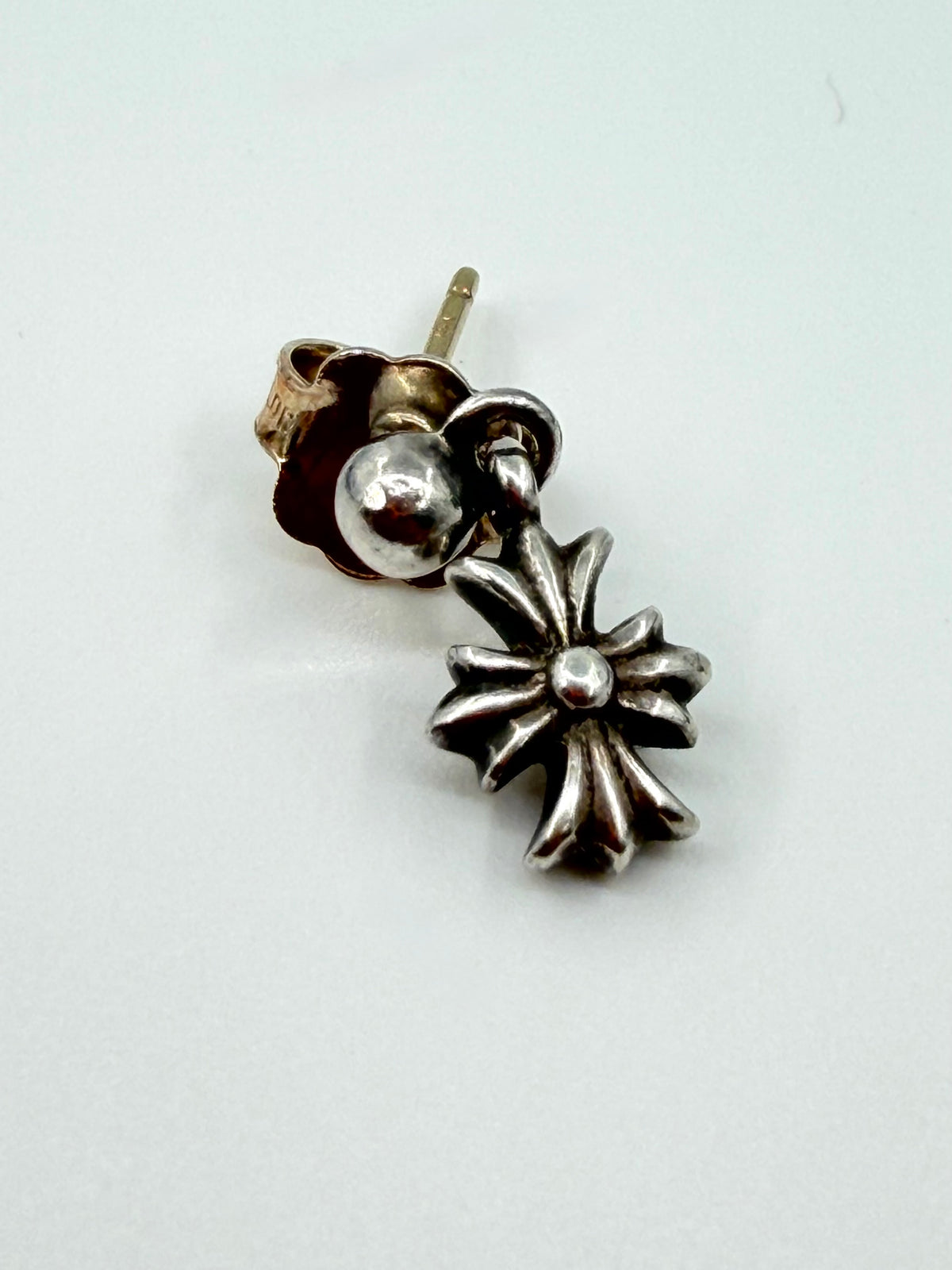 CHROME HEARTS TINY E SILVER DROP EARRING