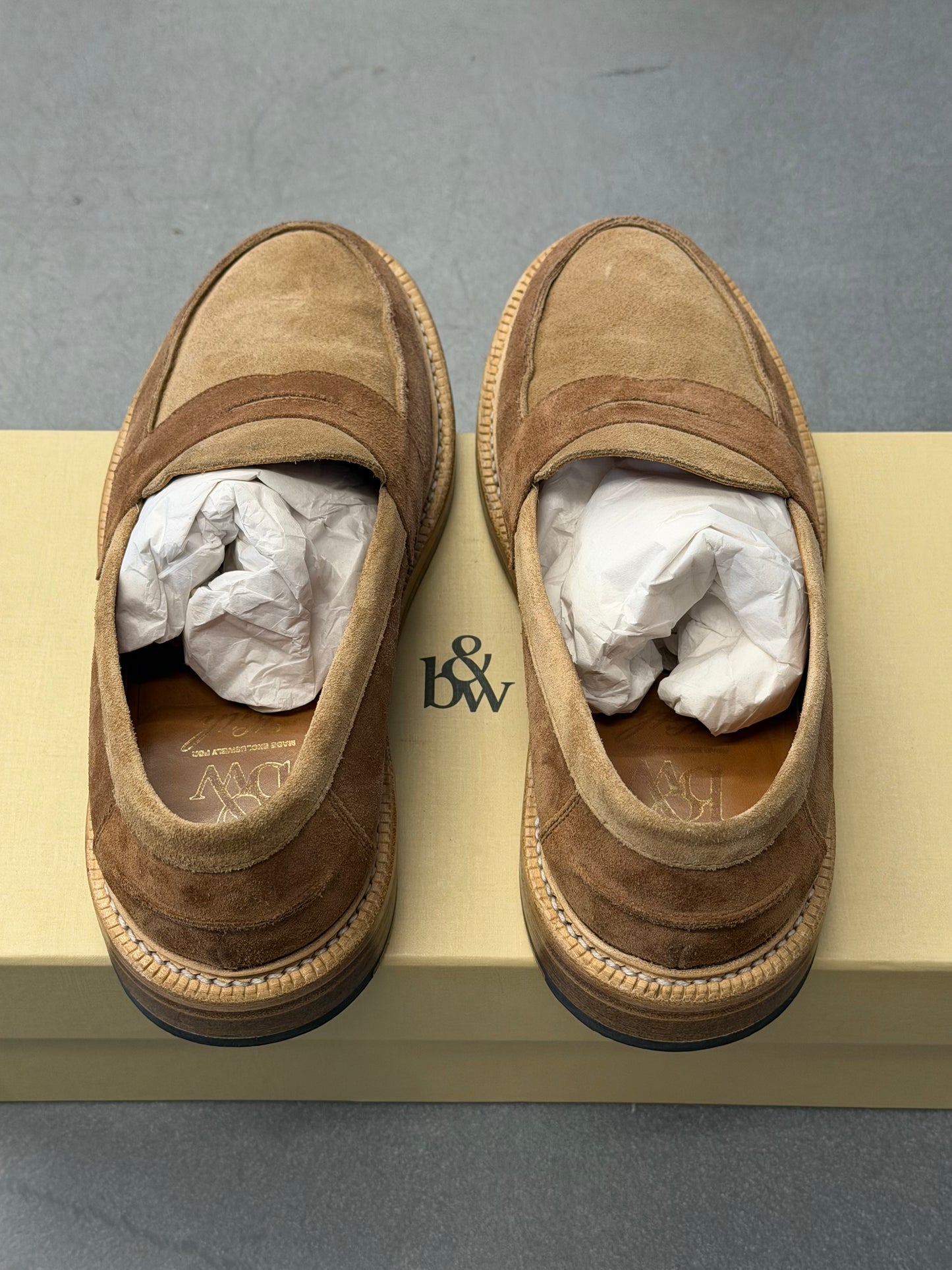 SIZE 6.5 KITH FOR BLACKSTOCK & WEBER THE ELLIS PENNY LOAFER - BEIGE (PRE-OWNED WITH BOX)