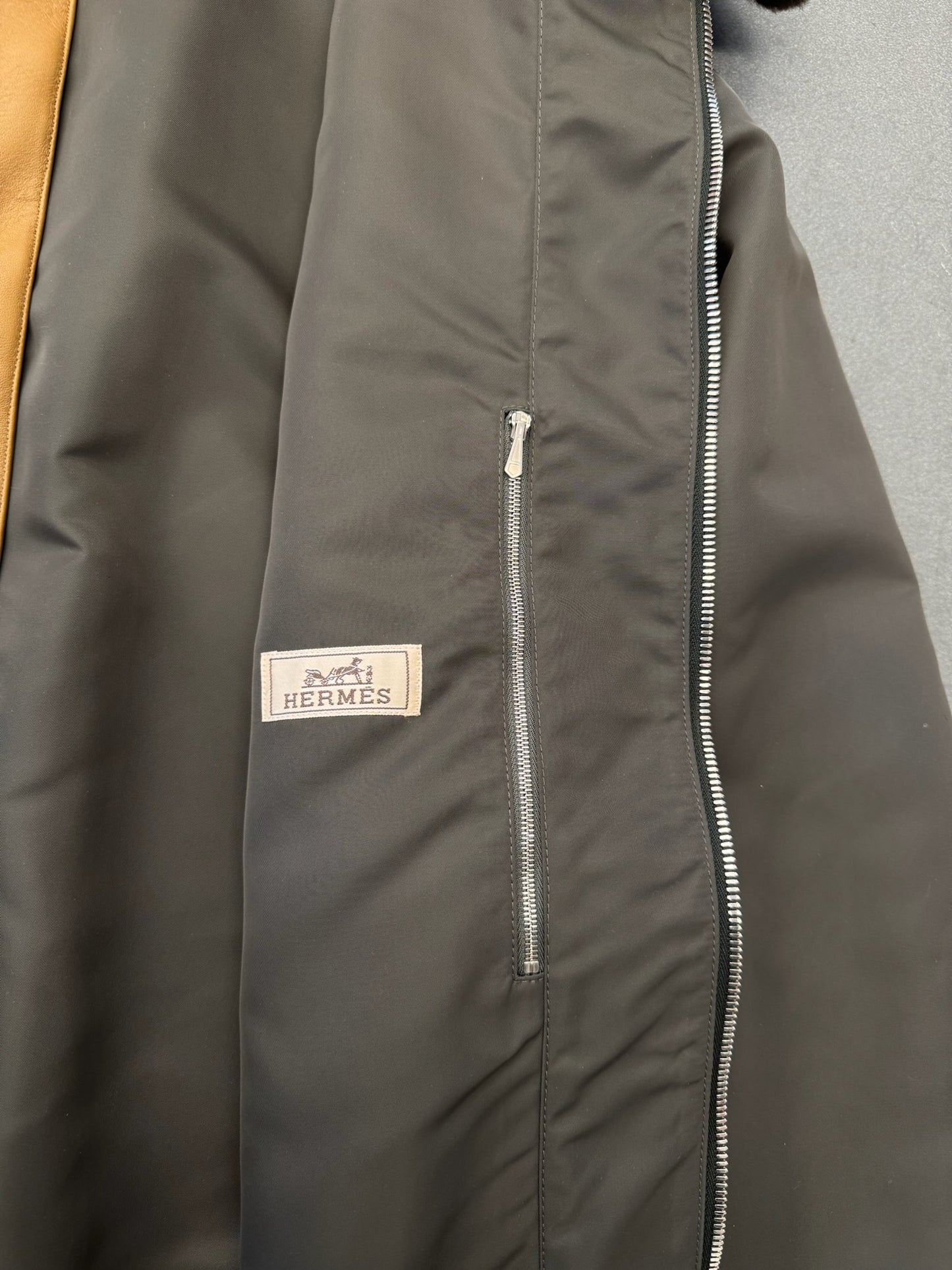 HERMES OFF-CENTER FULL-ZIP JACKET WITH BROWN LEATHER