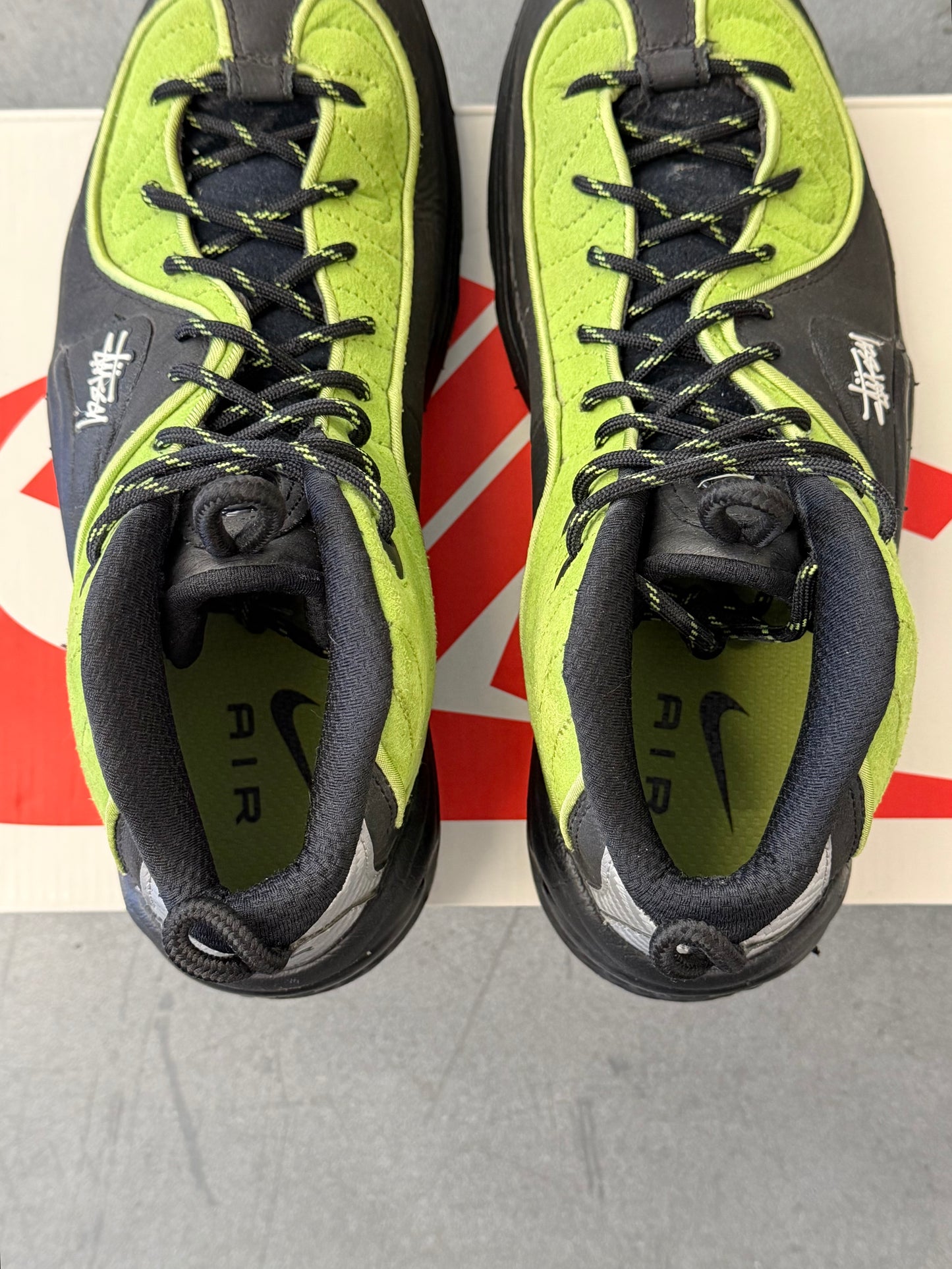 2022 NIKE AIR PENNY 2 STUSSY VIVID GREEN BLACK (W/BOX)