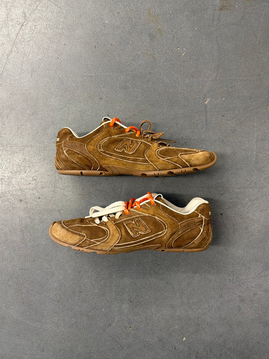 SS24 NEW BALANCE X MIU MIU 530 SL SUEDE SNEAKERS - CINNAMON