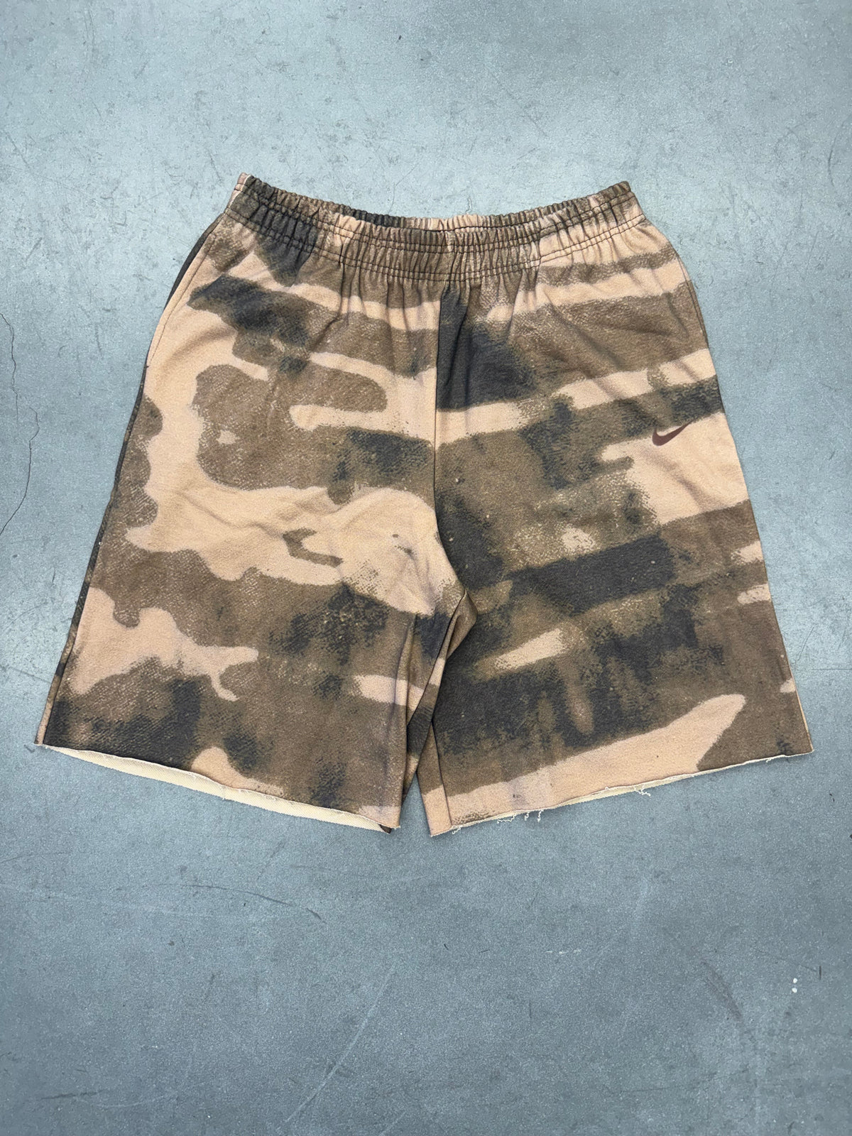 CJ X NIKE T-REXX CAMO SHORTS XL