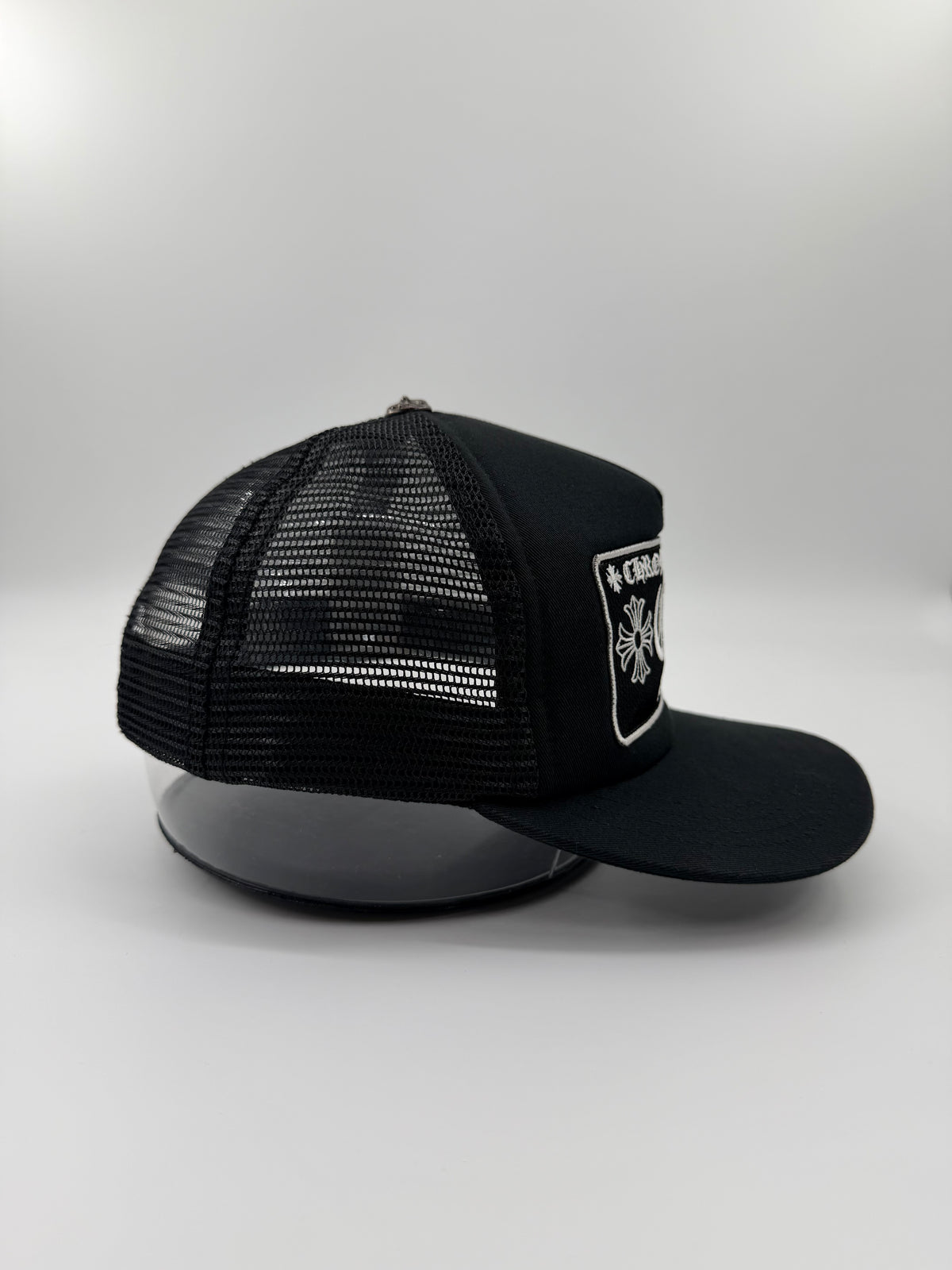 CHROME HEARTS MIAMI TRUCKER HAT