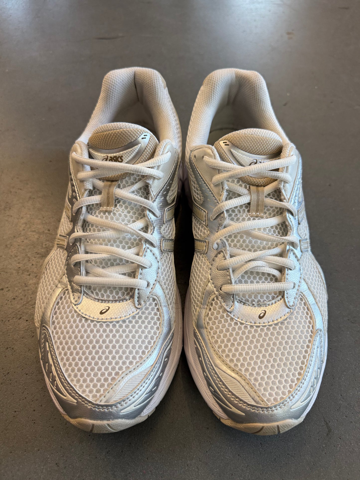 SIZE 10 ASICS GT-2160 WHITE PUTTY (PRE-OWNED, NO BOX)