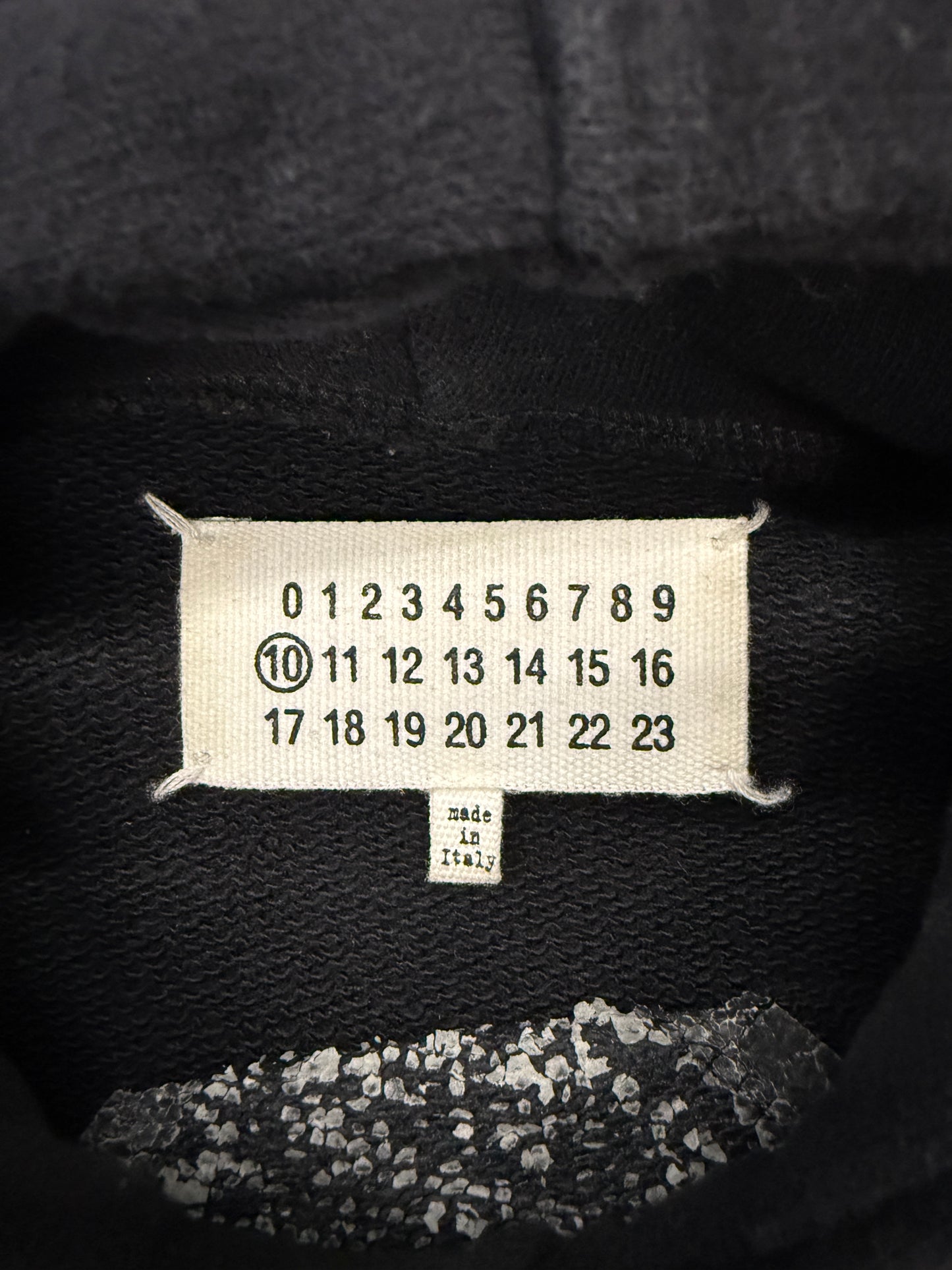 MAISON MARGIELA SEAMLESS POCKET PULLOVER HOODIE