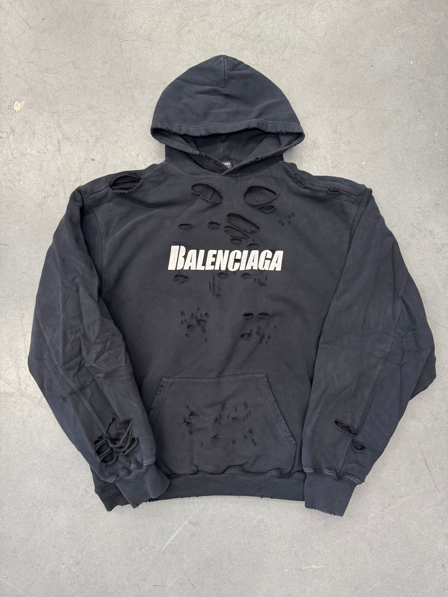 FW22 BALENCIAGA CAPS DESTROYED OVERSIZE FIT HOODIE
