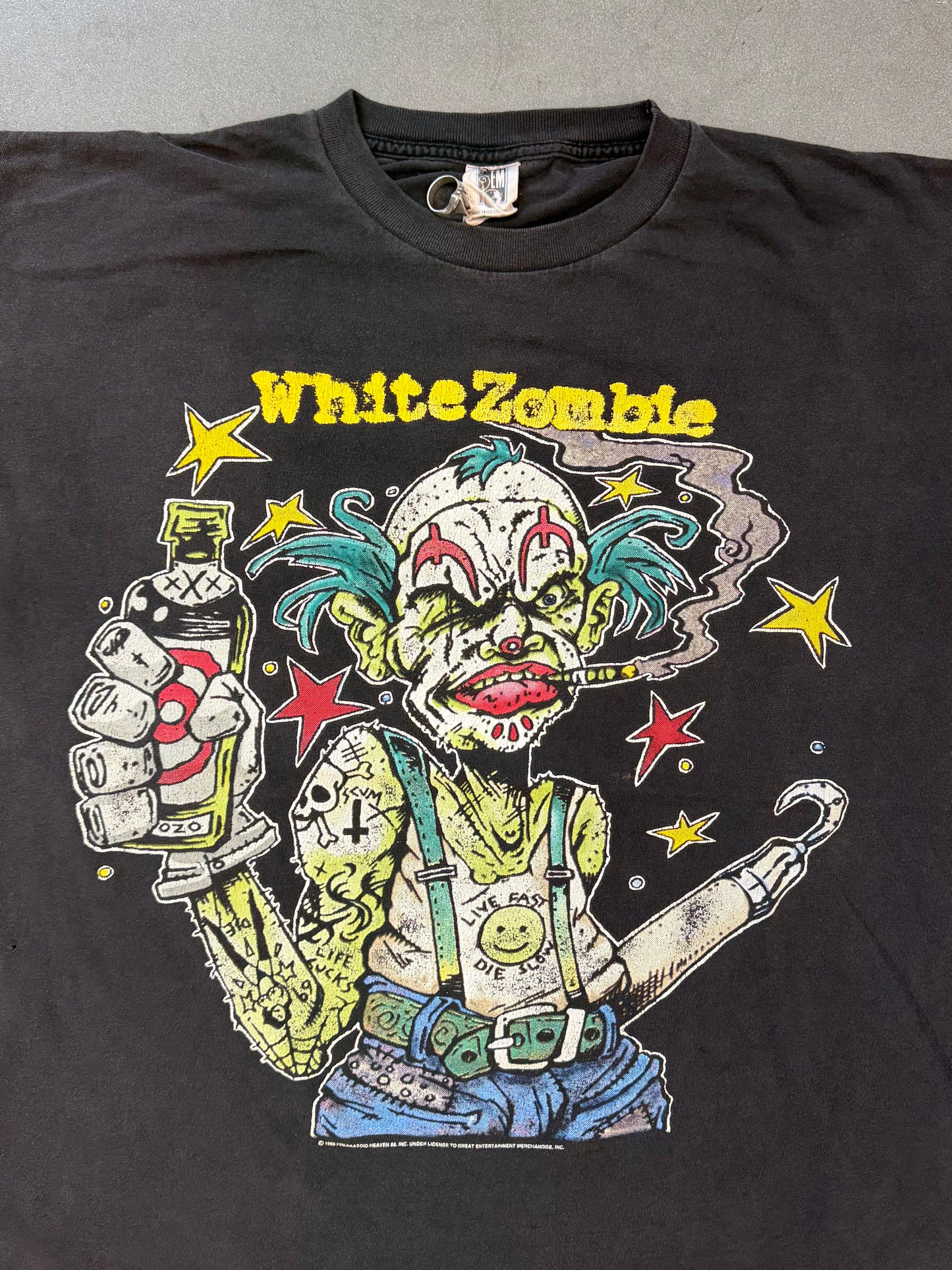 1995 WHITE ZOMBIE "FREAKS AND HUMAN ODDITIES" TEE (GEM TAG)