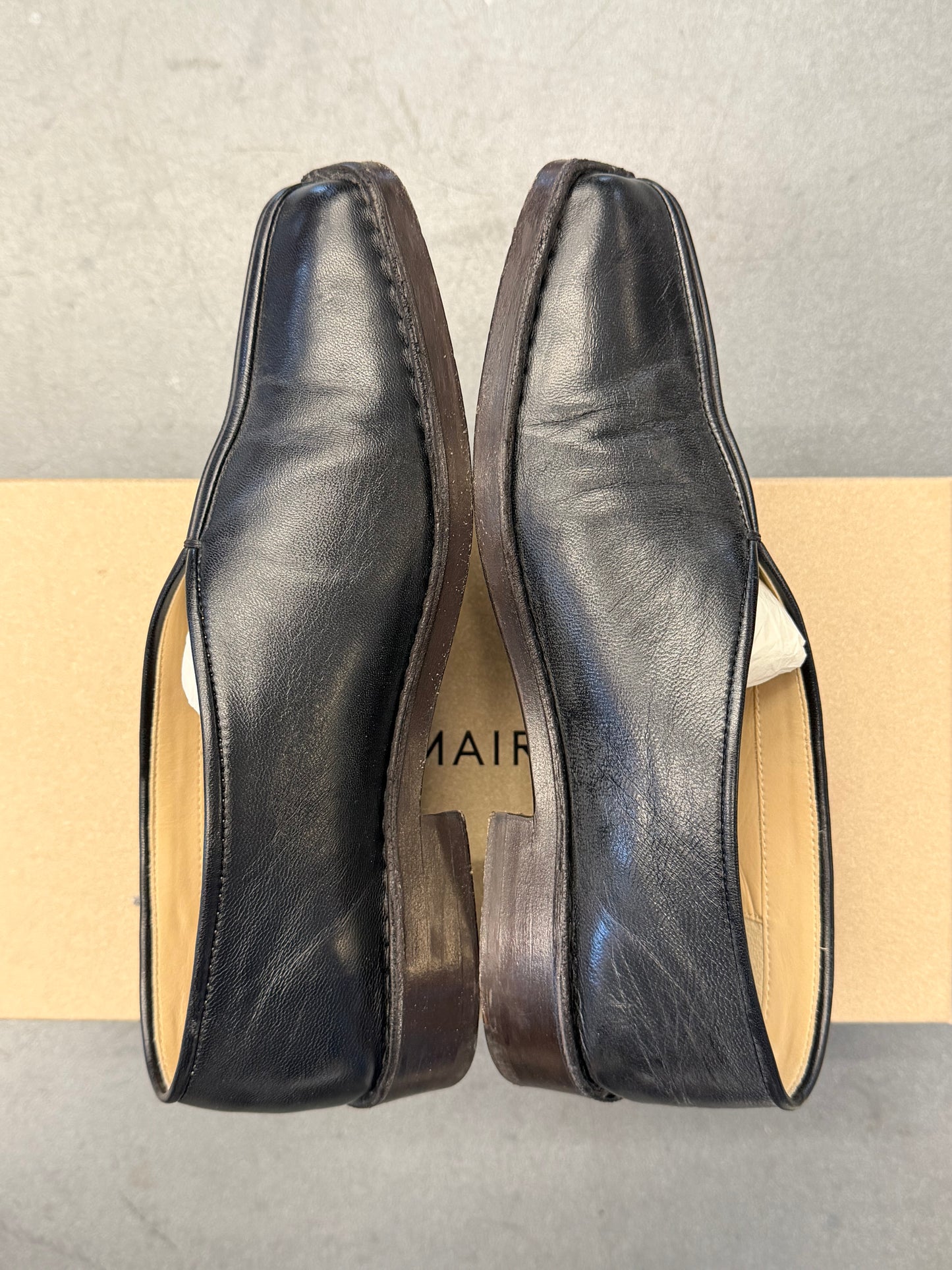 SIZE 40 LEMAIRE PIPED SQUARE-TOE LOAFERS - BLACK (PRE-OWNED WITH BOX)