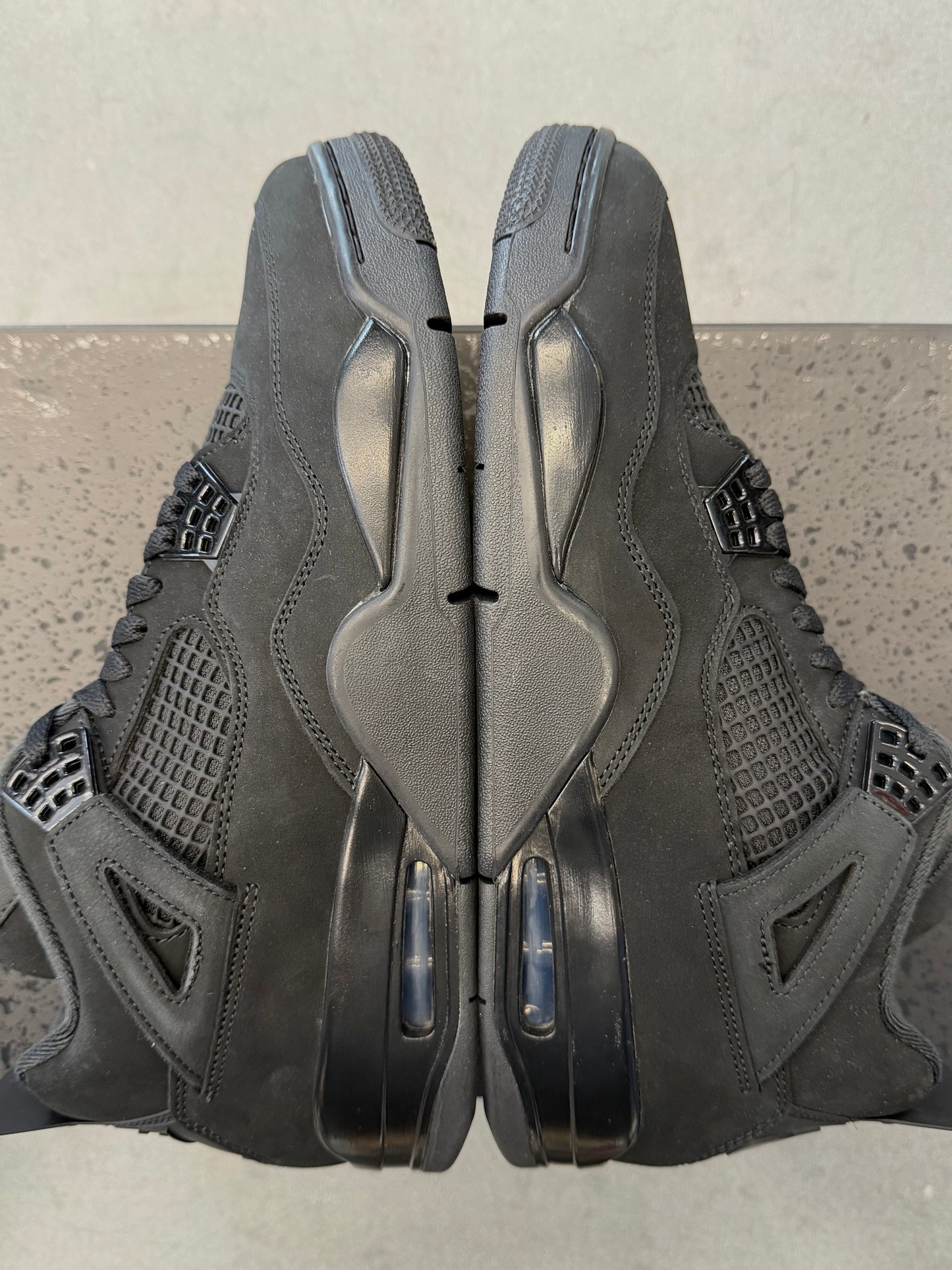 2025 JORDAN 4 RETRO BLACK CAT (W/BOX)