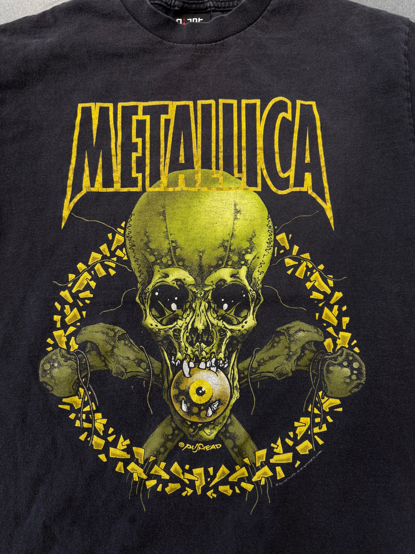 2001 METALLICA PUSHEAD NO LEAF CLOVER (GIANT TAG)