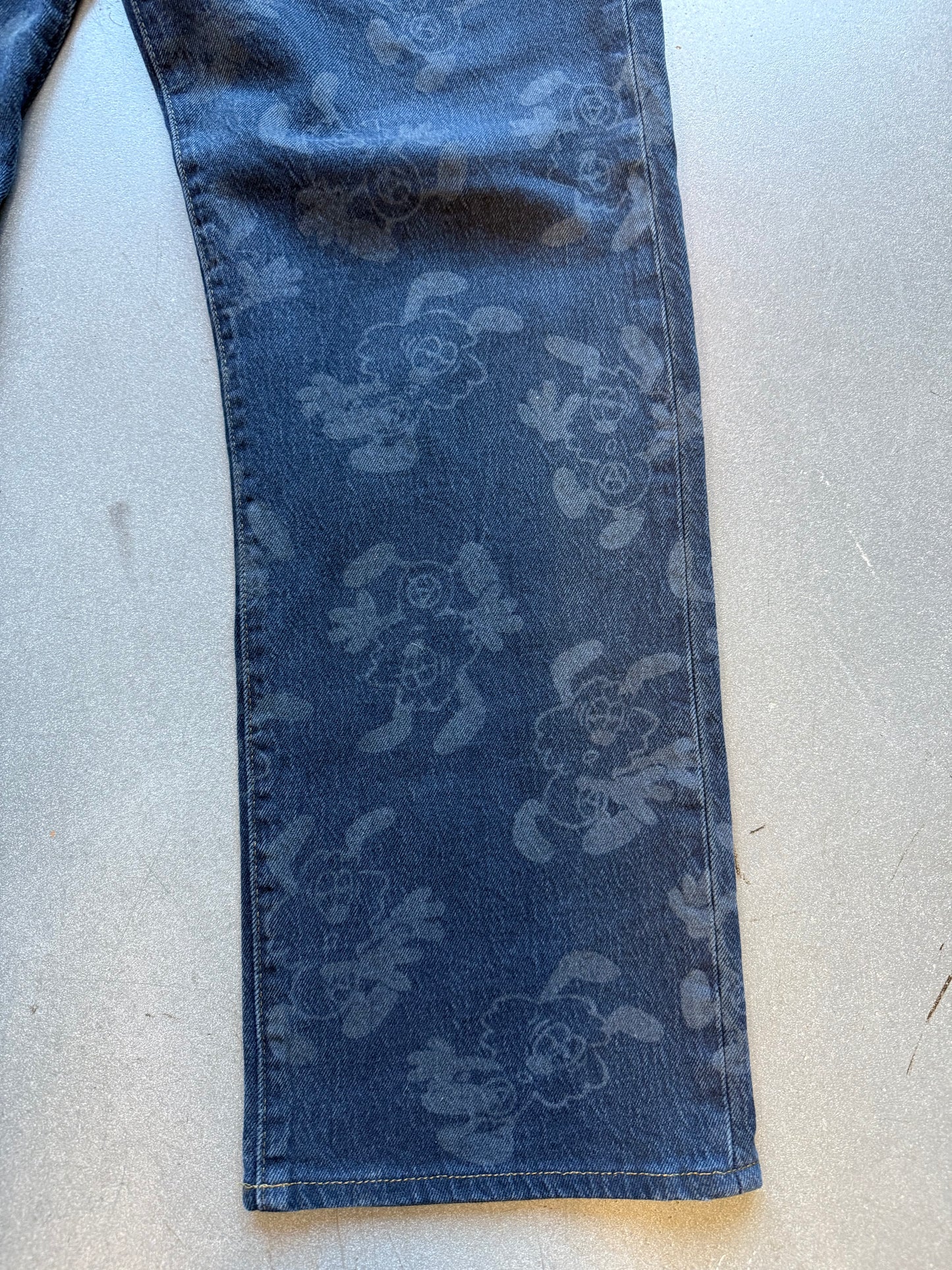 LEVI'S X VERDY CUSTOM ART BASEL JEANS RED BACK TAB