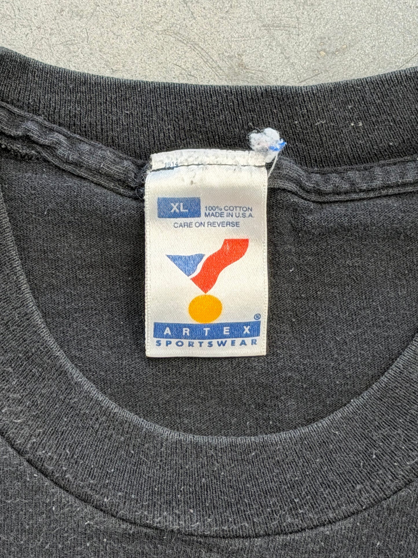 1995 MIAMI DOLPHINS LIGHTNING HAND/CATCH TEE (ARTEX SPORTSWEAR TAG)