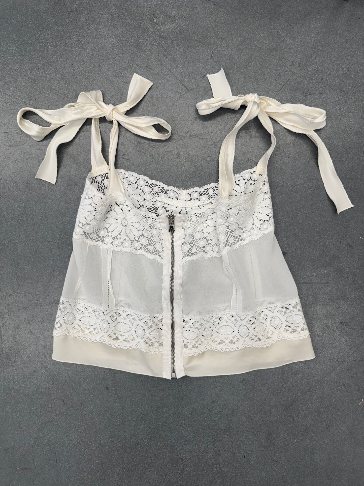 Y2K DOLCE GABANA LACE CROP TOP