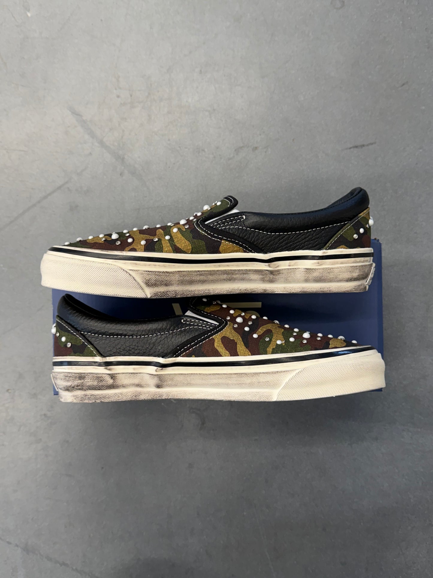 2026 VANS LX CLASSIC SLIP-ON 98 PEARLIZED PACK - CAMO BLACK (W/ BOX)