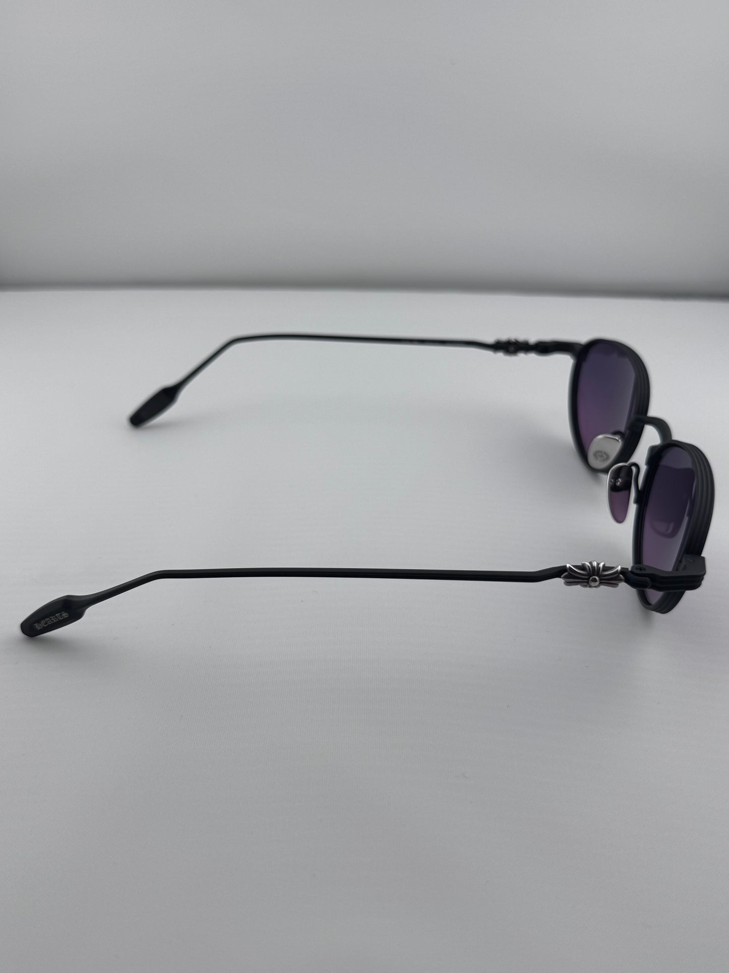 CHROME HEARTS CLITORIAL ROUND SUNGLASSES (WITH CASE)