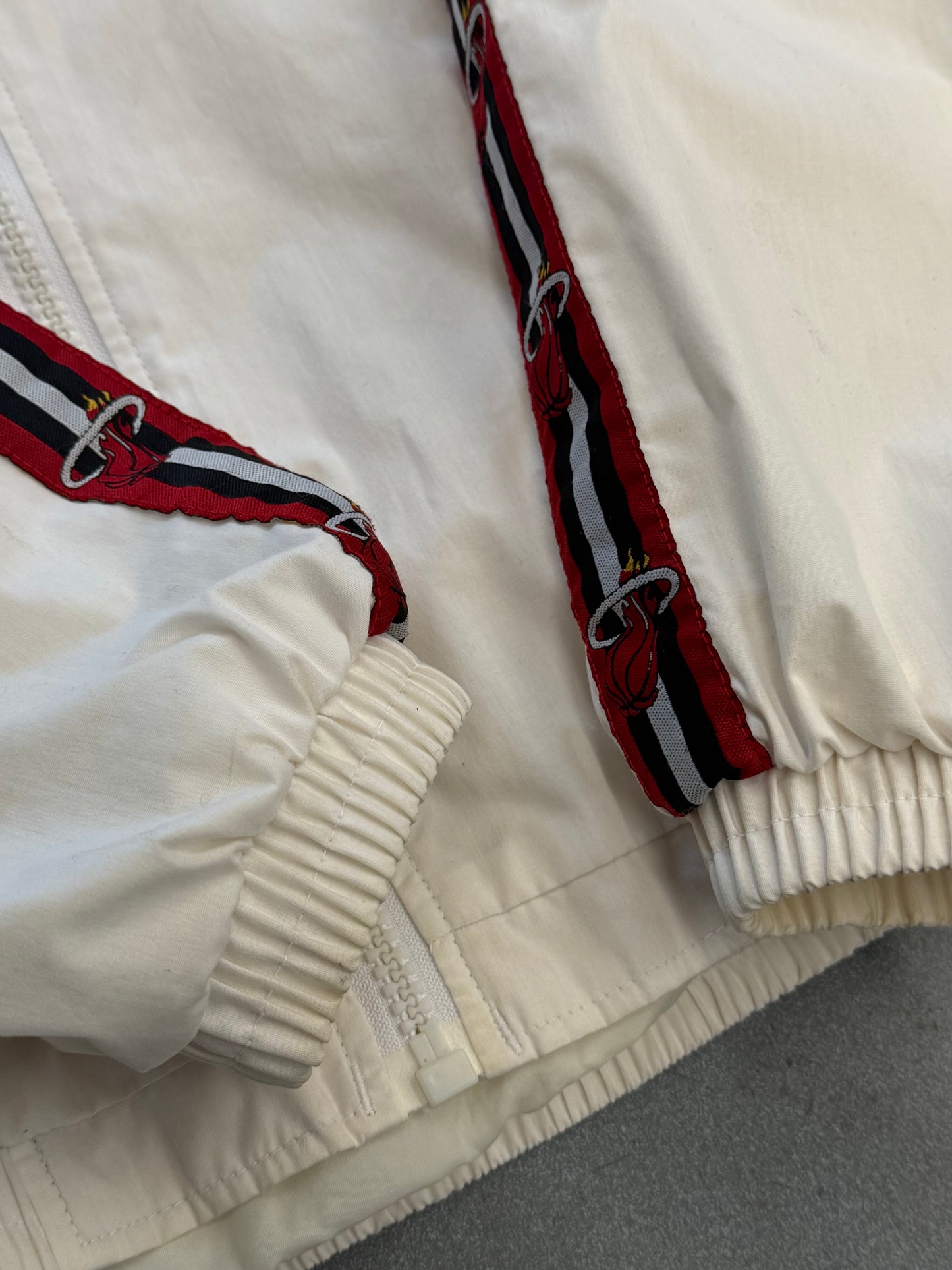 90S MIAMI HEAT NBA PRO PLAYER LOGO TAPE ZIP-UP WINDBREAKER JACKET