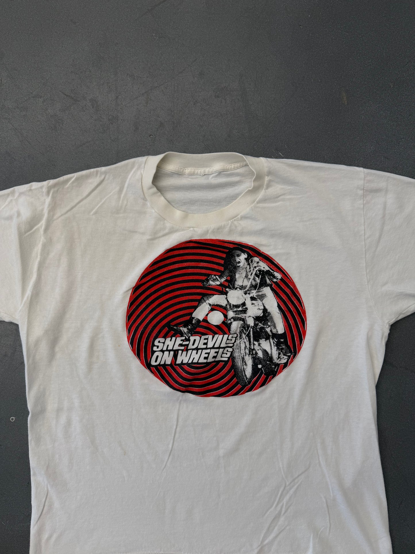 90'S SHE-DEVILS ON WHEELS BIKER FILM TEE
