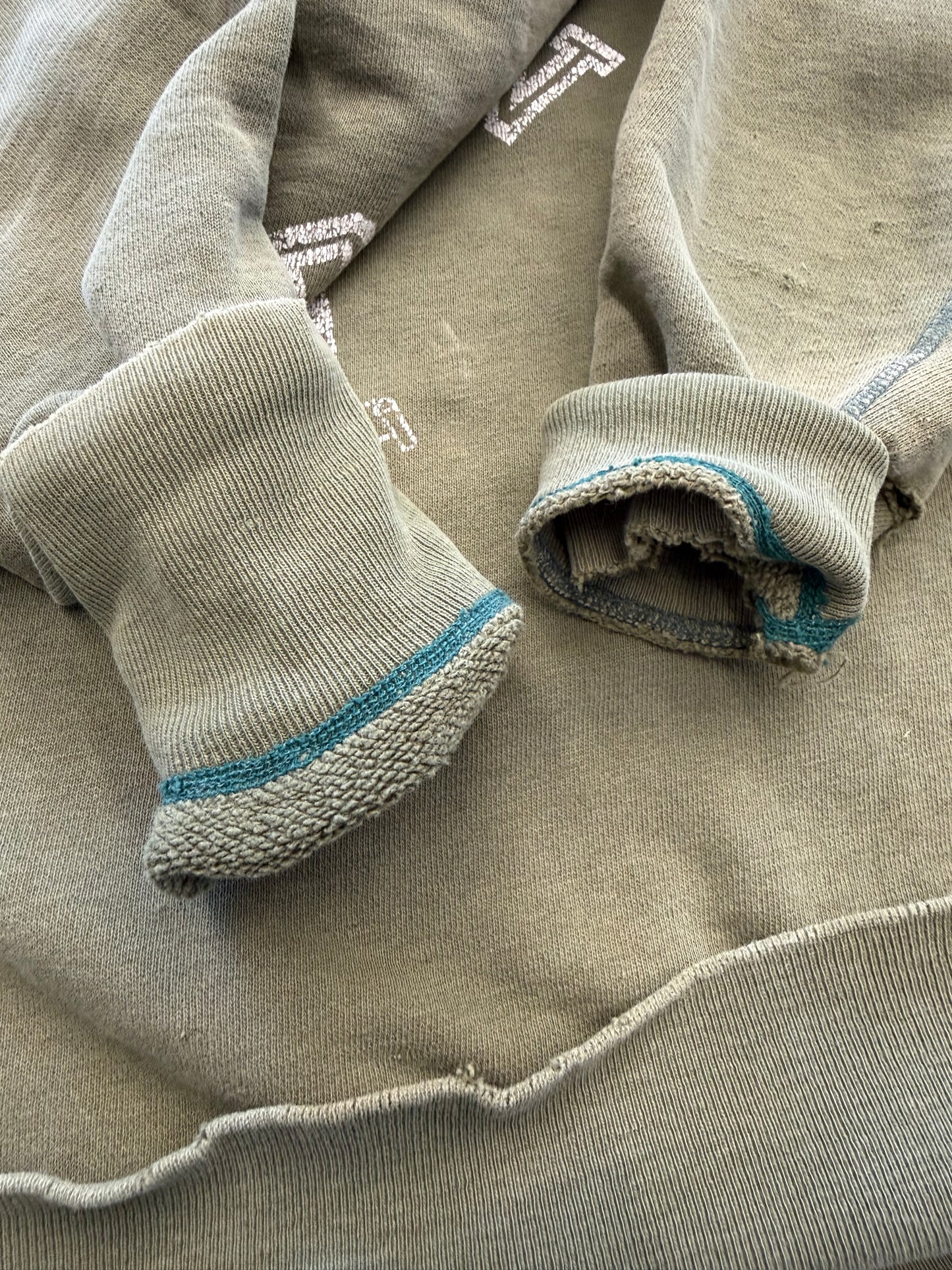 60'S BROWN UNIVERSITY DISTRESSED CREWNECK