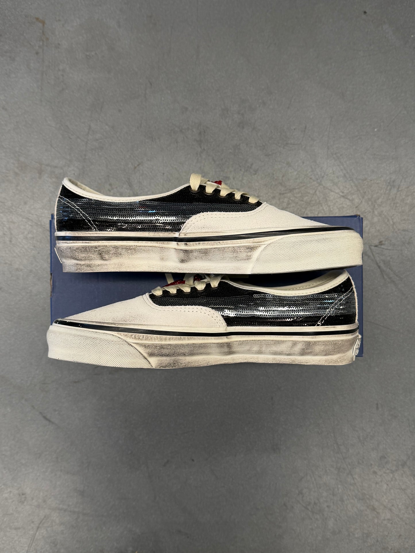 2026 VANS PREMIUM AUTHENTIC LA HABANA - BLACK/WHITE (W/BOX)