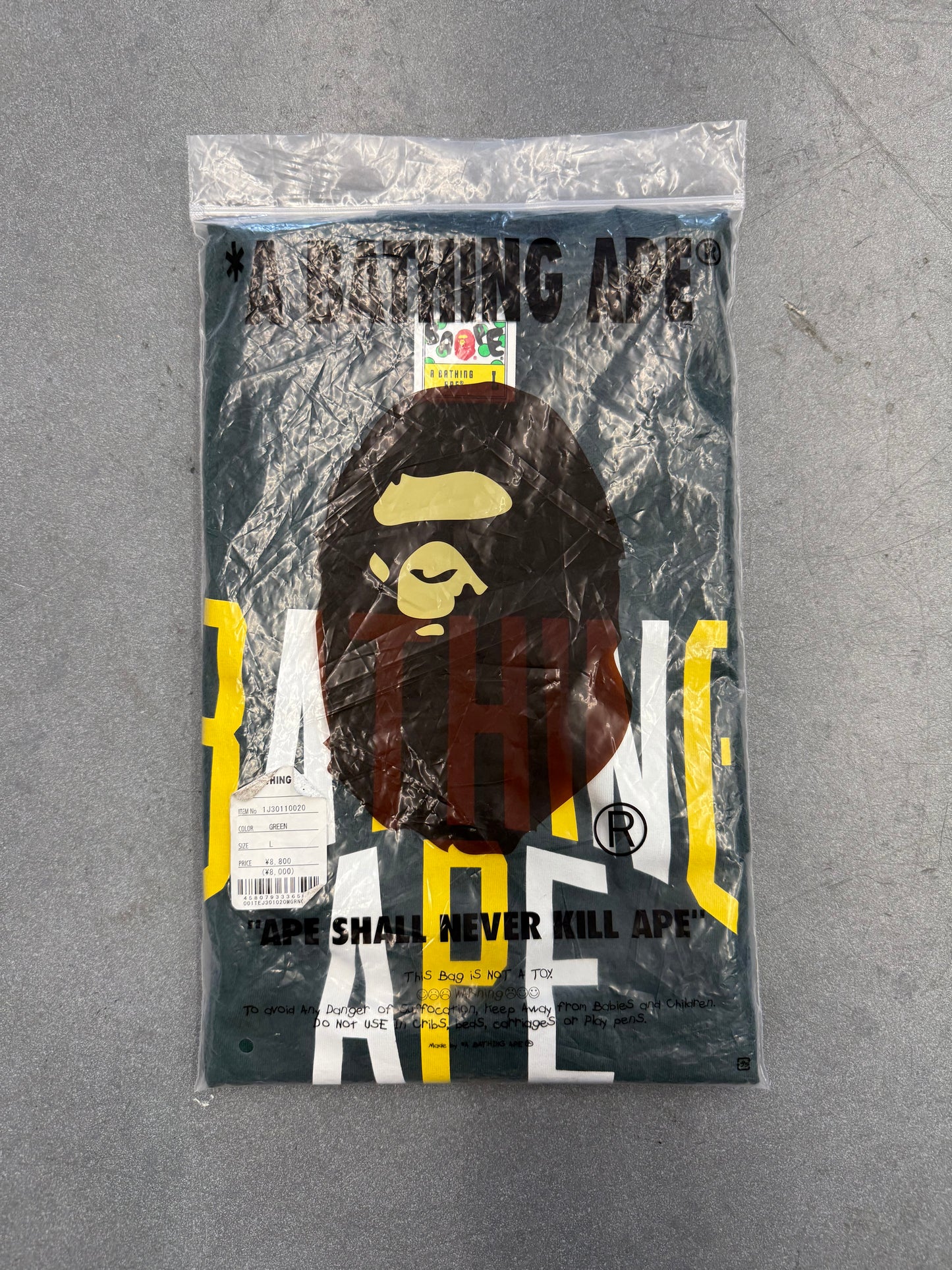 SS23 BAPE COLORS NYC LOGO TEE - GREEN (L) (NEW IN BAG)