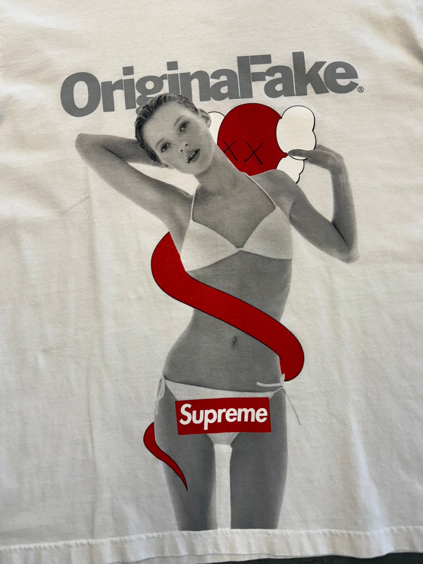 2008 SUPREME ORIGINAL FAKE KAWS KATE MOSS 10TH ANNIVERSARY TEE