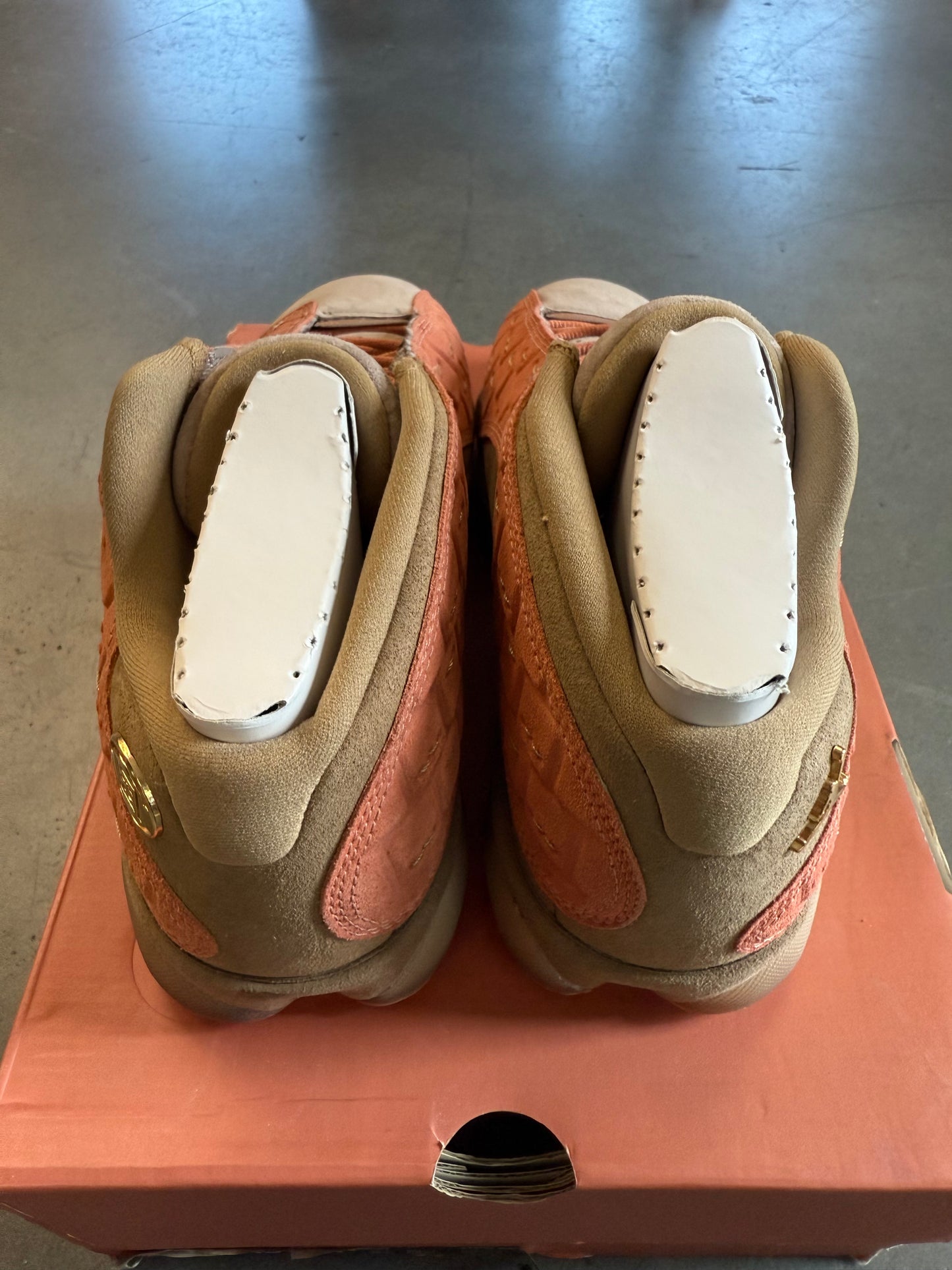 2018 SIZE 10 CLOT JORDAN 13 RETRO LOW SEPIA STONE (NEW WITH BOX)