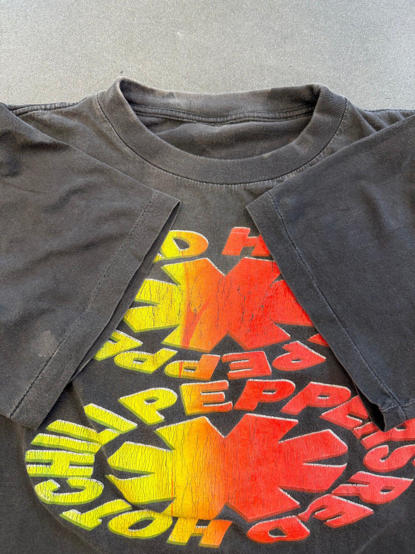 90'S RED HOT CHILI PEPPERS BOOTLEG YELLOW/RED DOUBLE LOGO TEE (PULLED TAG)