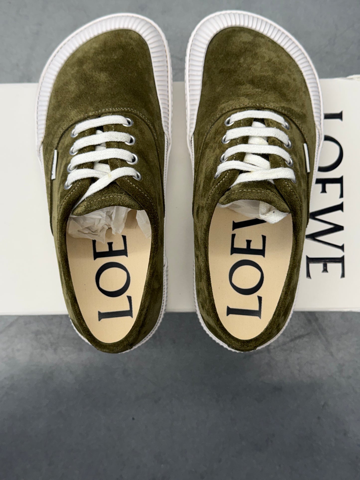 2024 LOEWE TERRA VULCA LACE UP SNEAKER - OLIVE (W/BOX)