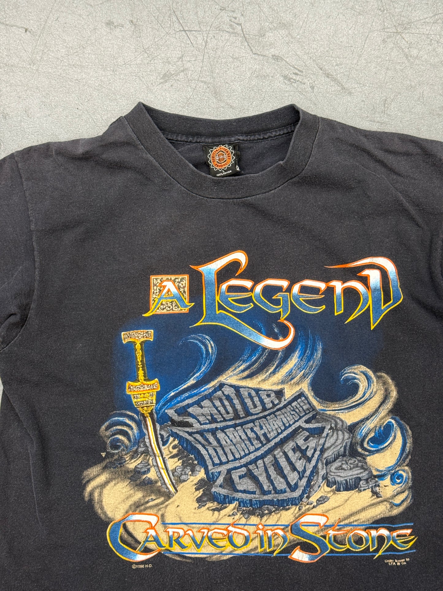 1996 HARLEY-DAVIDSON "A LEGEND CARVED IN STONE" TEE