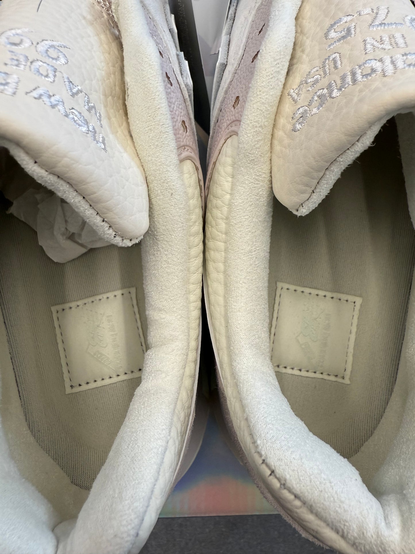 2025 SIZE 10 KITH NEW BALANCE 997.5 EASTER WHITE MARSHMALLOW (NEW WITH BOX)