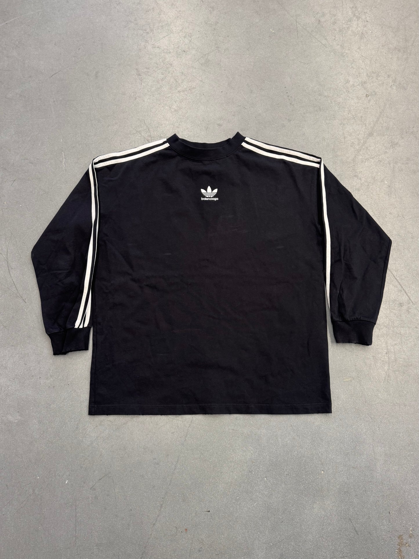 BALENCIAGA ADIDAS CENTER LOGO LS TEE