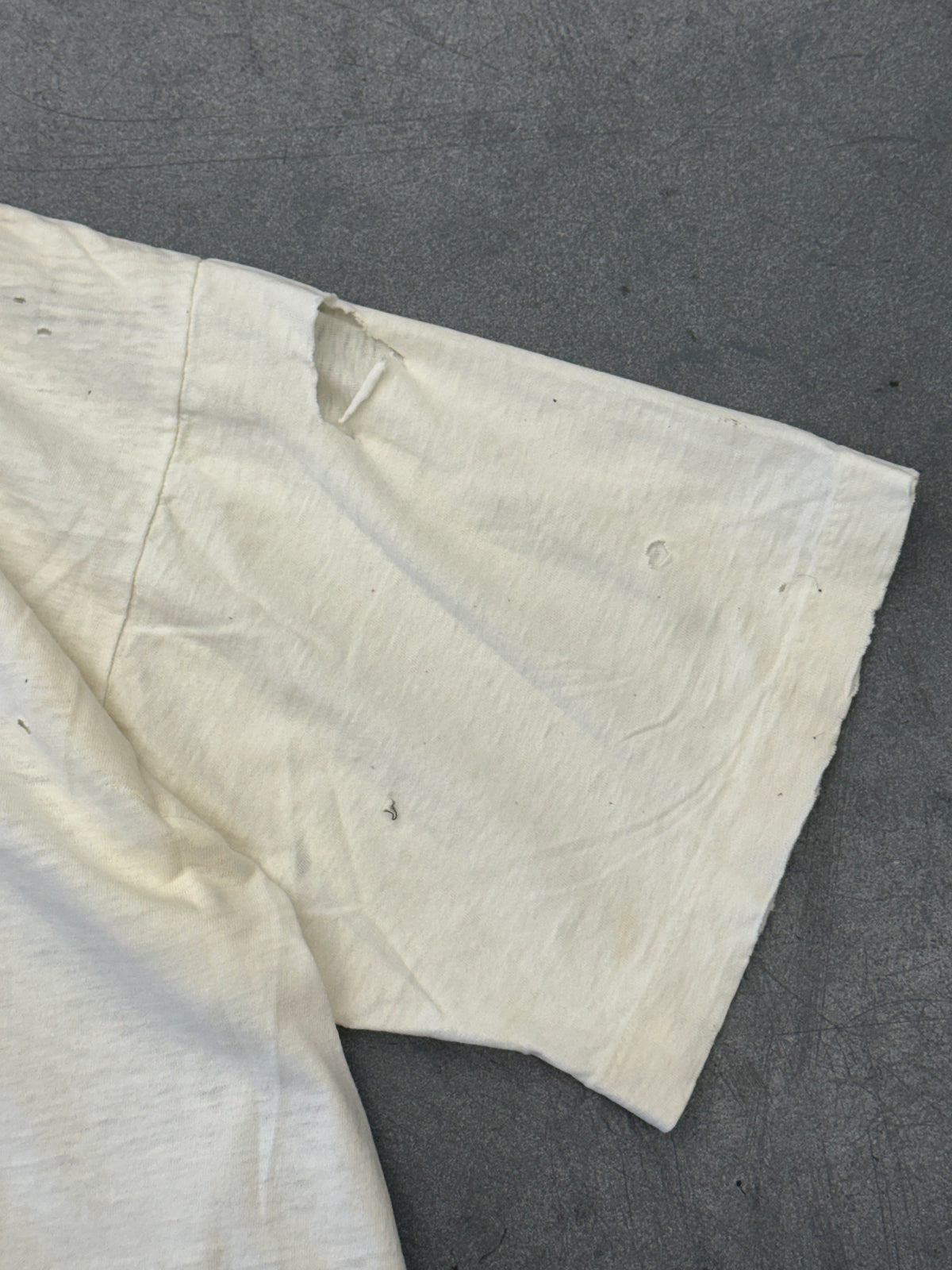 90'S 7 SECONDS SOULFORCE REVOLUTION NORTH AMERICAN TOUR THRASHED TEE (PULLED TAG) HEAVY REPAIR