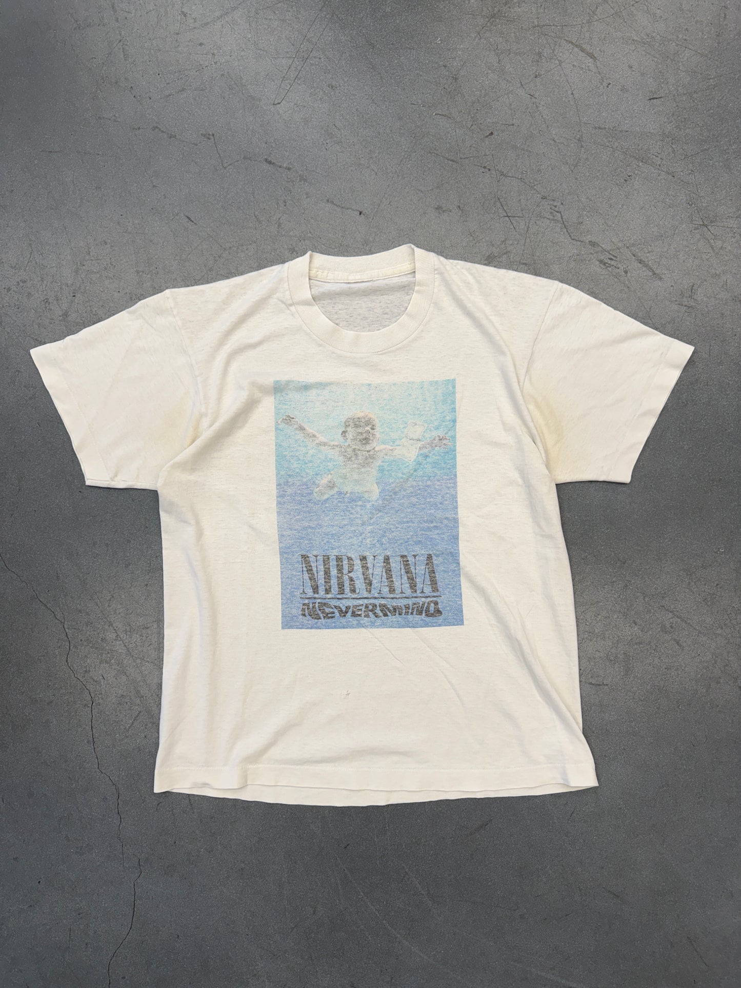 90S NIRVANA NEVERMIND PARKING LOT BOOTLEG TEE (PULLED TAG)