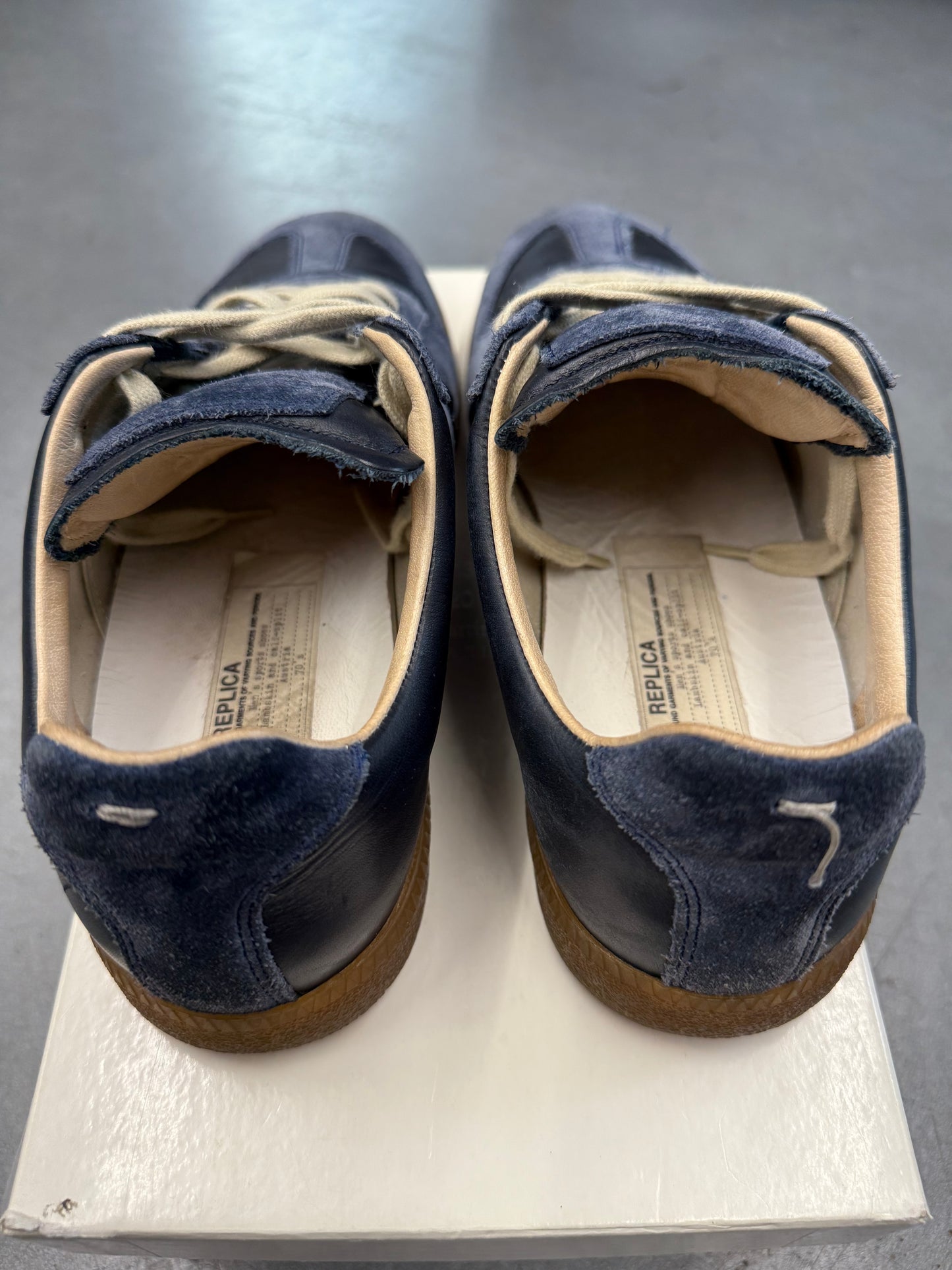 SIZE 41 MAISON MARGIELA REPLICA SNEAKER - NAVY BLUE (PRE-OWNED WITH BOX)