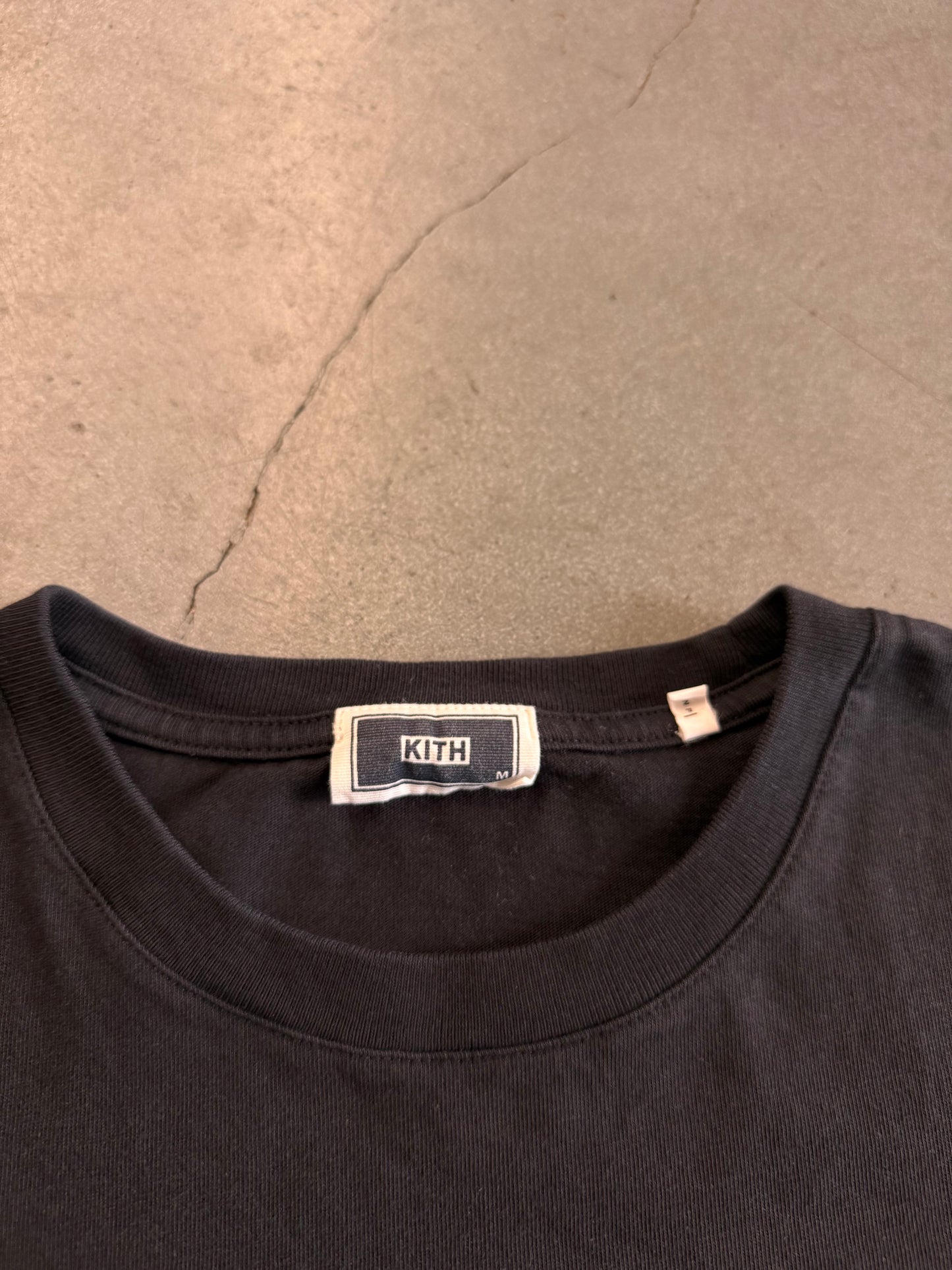 KITH MIAMI NEON SCRIPT TEE - BLACK (M)