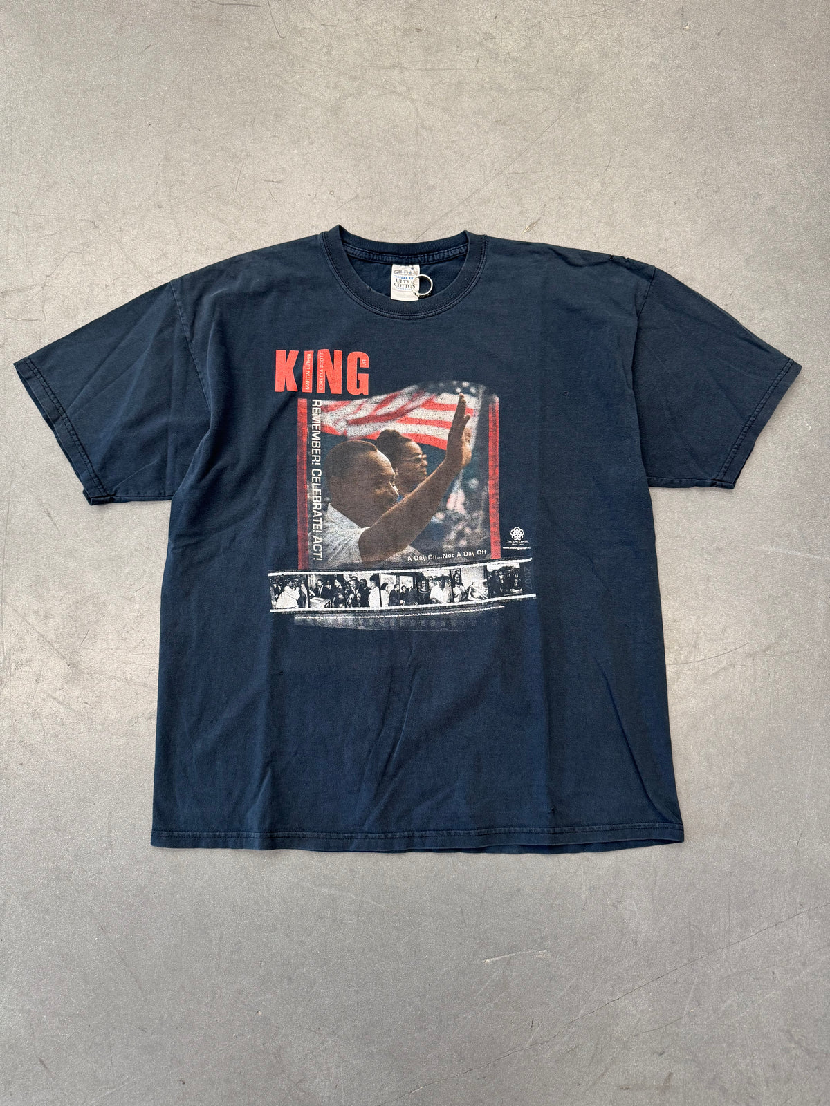 2007 REMEMBER! CELEBRATE! ACT! MARTIN LUTHER KING JR. TEE (GILDAN TAG)